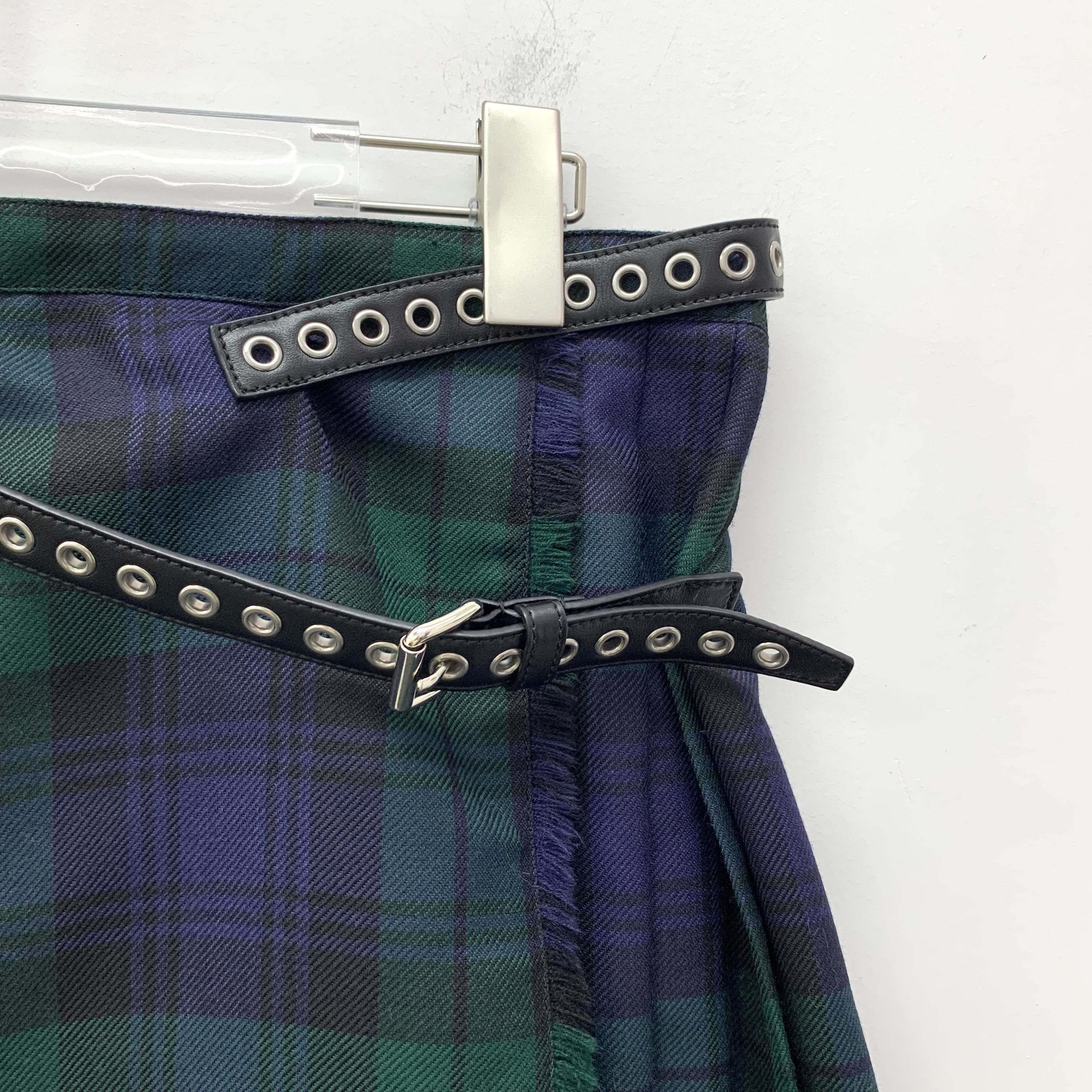 Miu Miu Miu Miu Plaid Pleated Skirt Belted (Size ML) Size 28" / US 6 / IT 42 - 6 Thumbnail