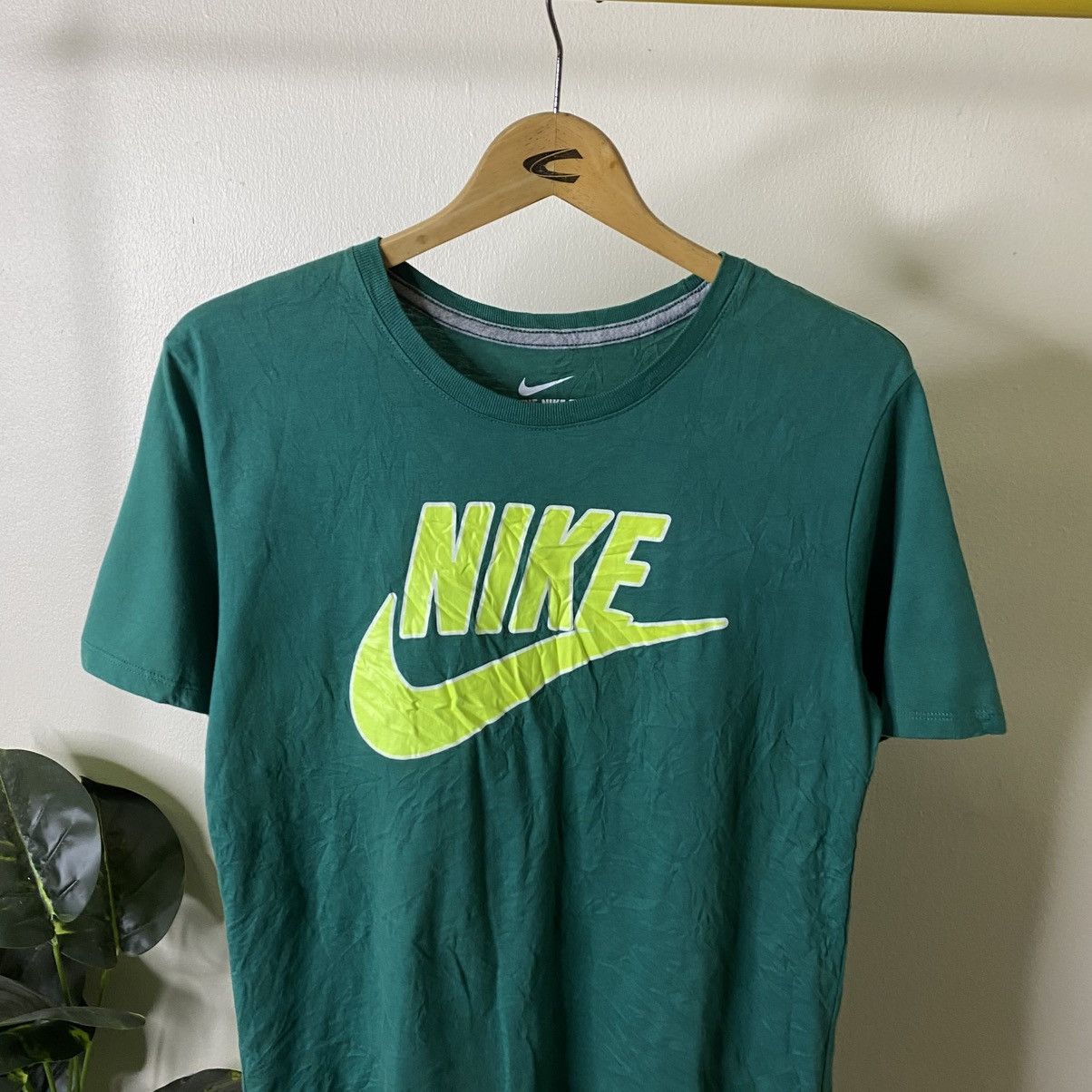 Nike Nike OG Swoosh Logo T Shirt Size US M / EU 48-50 / 2 - 2 Thumbnail