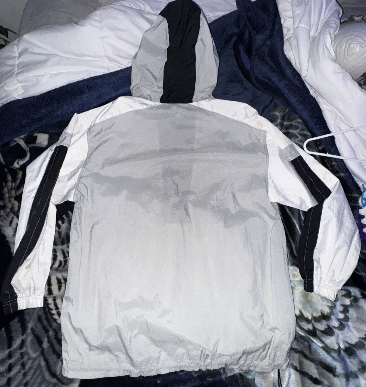 Nike Vintage Nike windbreaker/shell Size US L / EU 52-54 / 3 - 4 Thumbnail