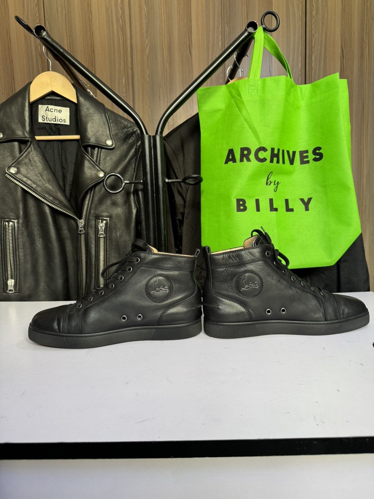 Christian Louboutin 🔥🕷️ Christian Louboutin Calf leather Sneakers Size US 8 / EU 41 - 10 Thumbnail