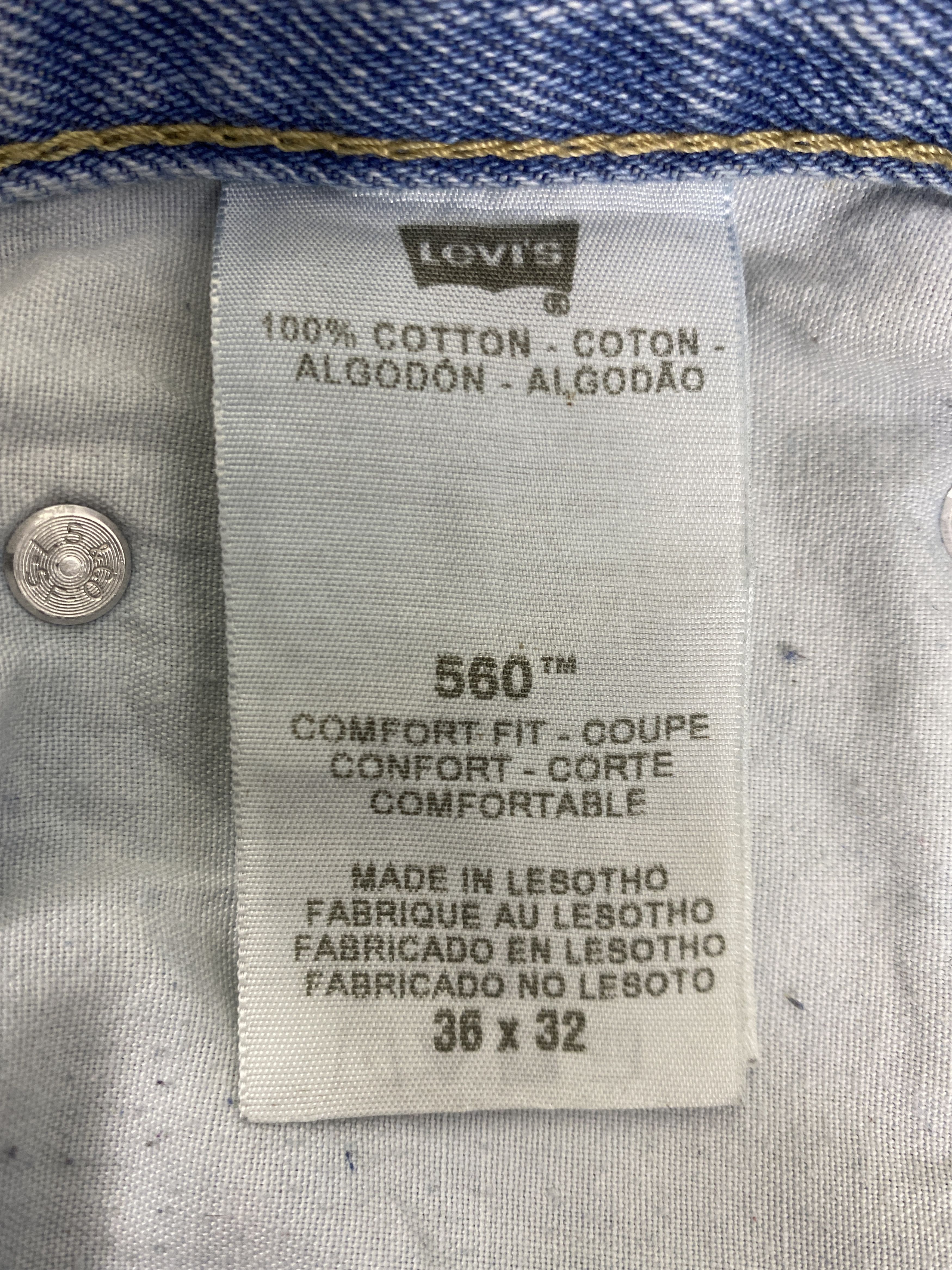 Levi's Blue Vintage Levi's 560 Jeans 38x33 Denim -JN2078 Size US 38 / EU 54 - 10 Thumbnail