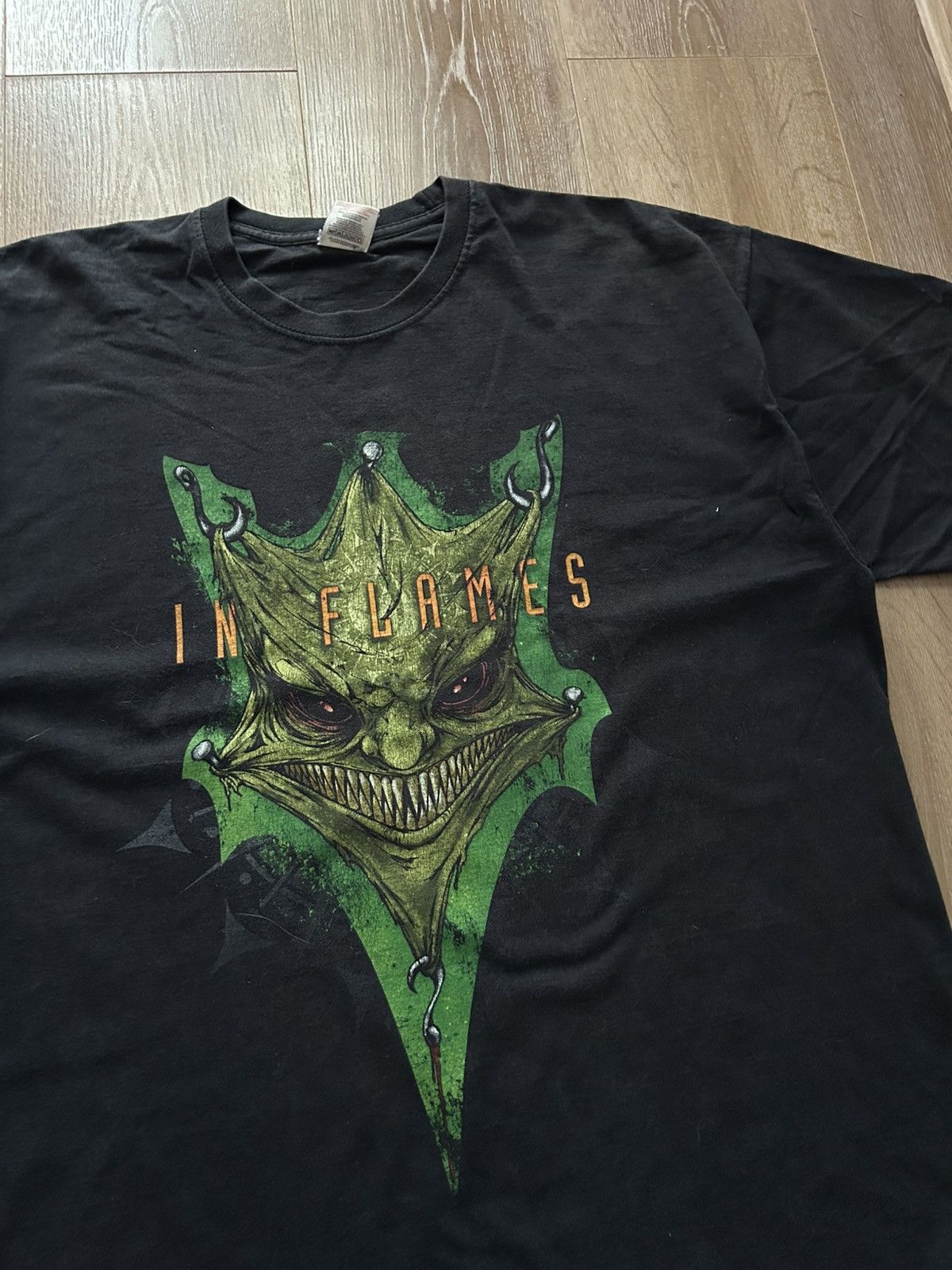 Band Tees Vintage In Flames T-shirt Size US XL / EU 56 / 4 - 2 Thumbnail