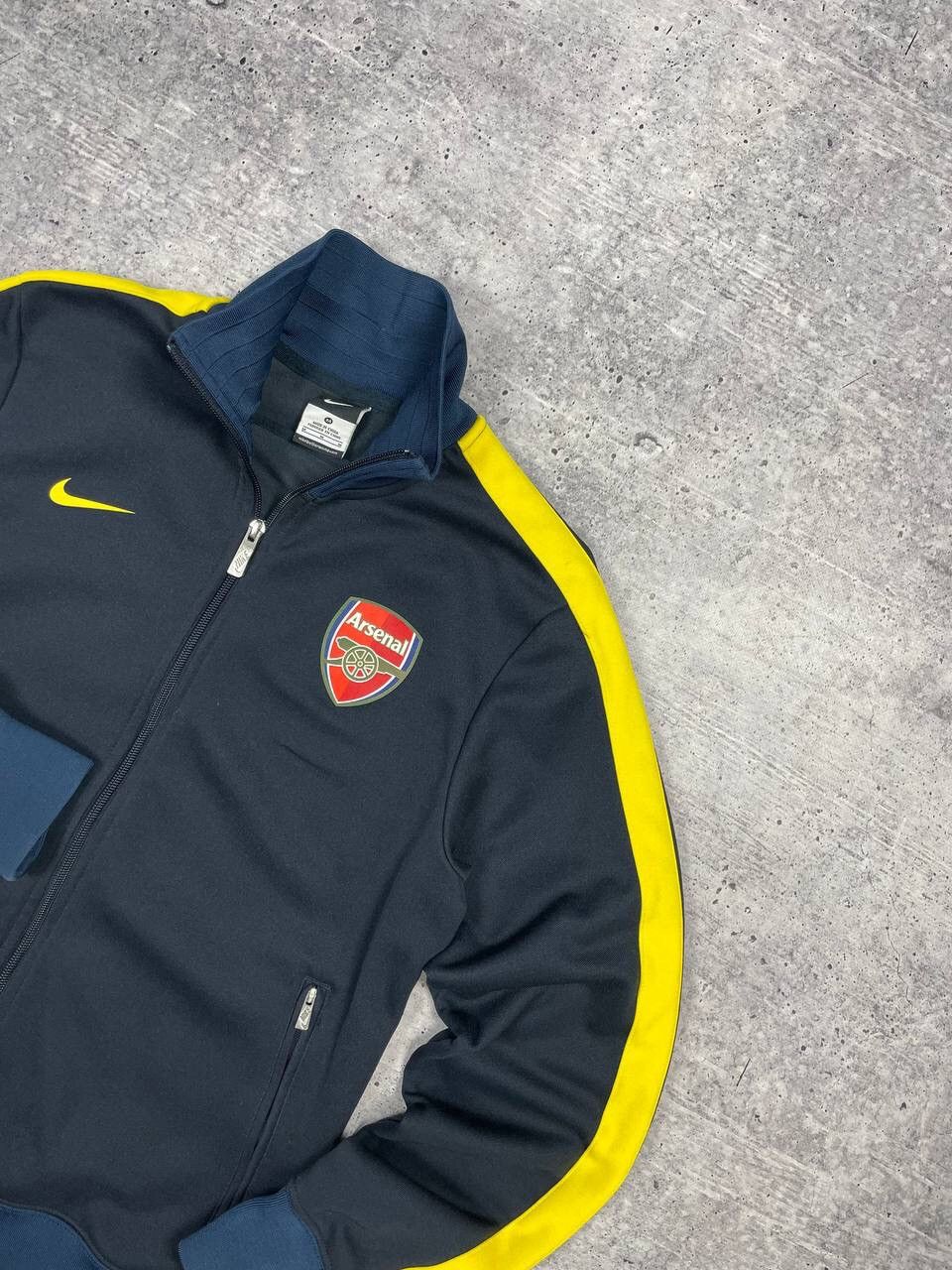 Nike × Vintage Vintage Nike Y2K Style Football Arsenal Big Logo Zip Olympic Size US M / EU 48-50 / 2 - 7 Thumbnail