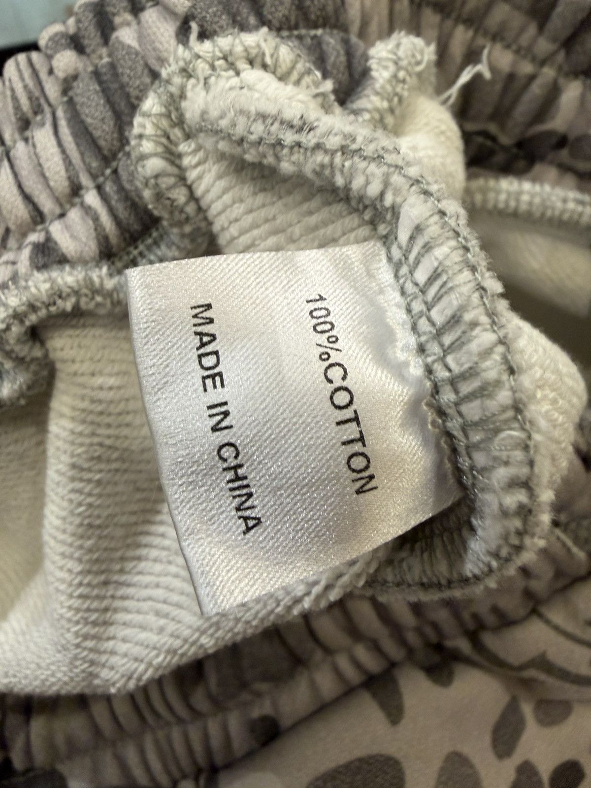 TRIPLE SEVENS Triple Sevens Winter Camo Distressed Sweatpants Size US 32 / EU 48 - 4 Thumbnail