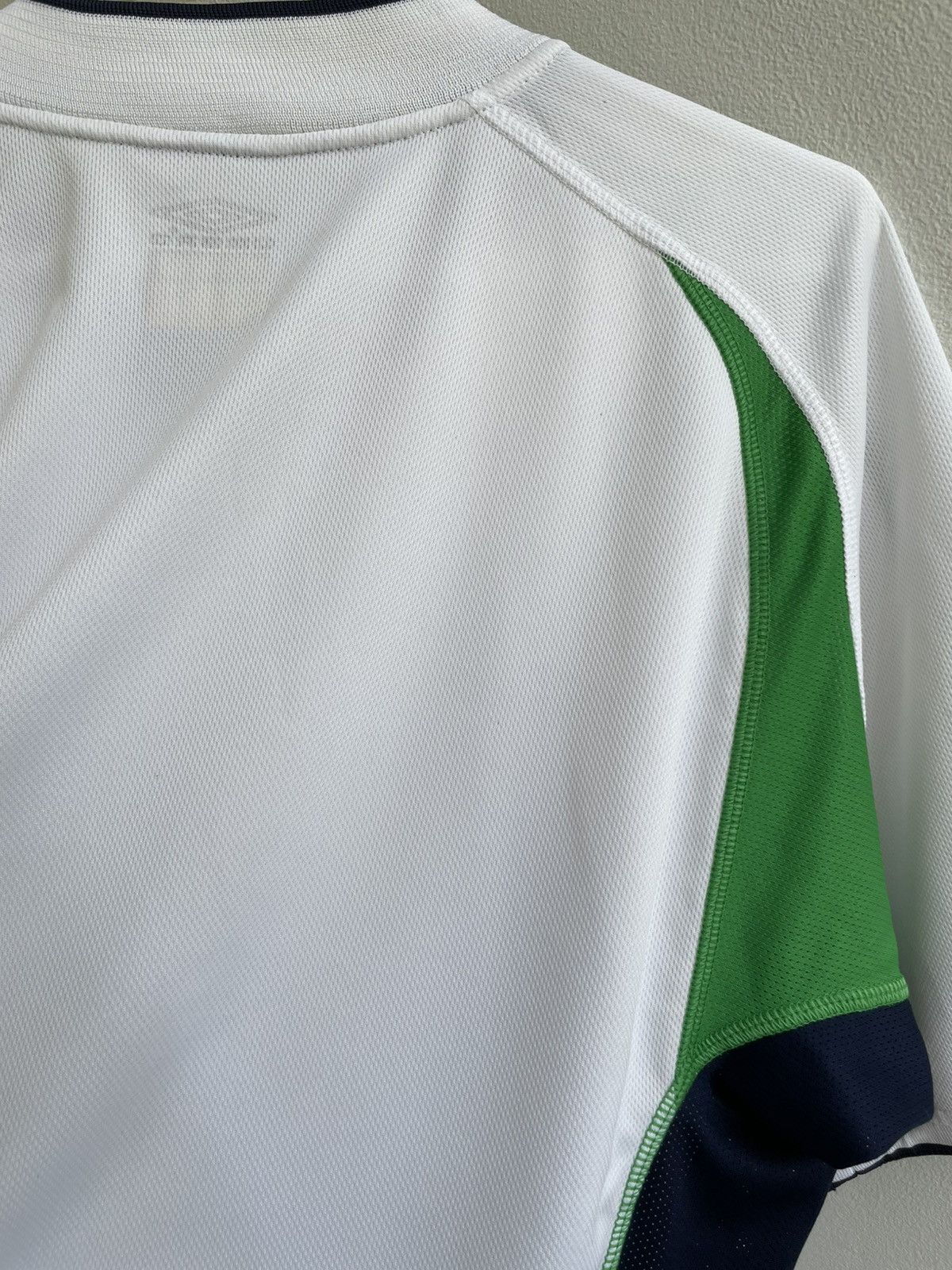 Vintage Ireland 2003 2004 2005 Football Shirt Soccer Jersey Umbro Size US XL / EU 56 / 4 - 19 Thumbnail