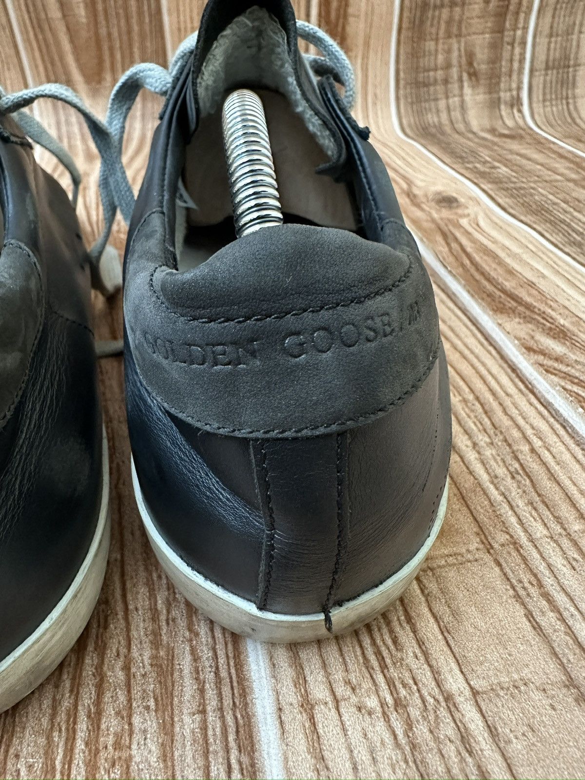 Golden Goose Golden Goose Superstar Black Leather Suede Lowtop Sneaks Size US 9 / EU 42 - 14 Thumbnail