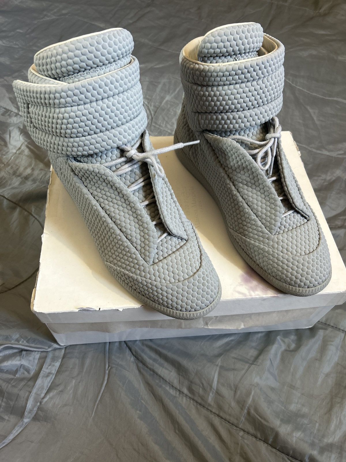 maison margiela moon boots