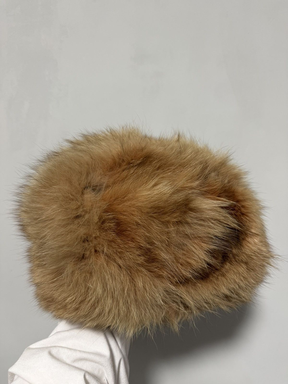 Japanese Brand Vintage Fuzzy Hat Real Fur Beret Style Y2K Yeti balenciaga Size ONE SIZE - 3 Thumbnail