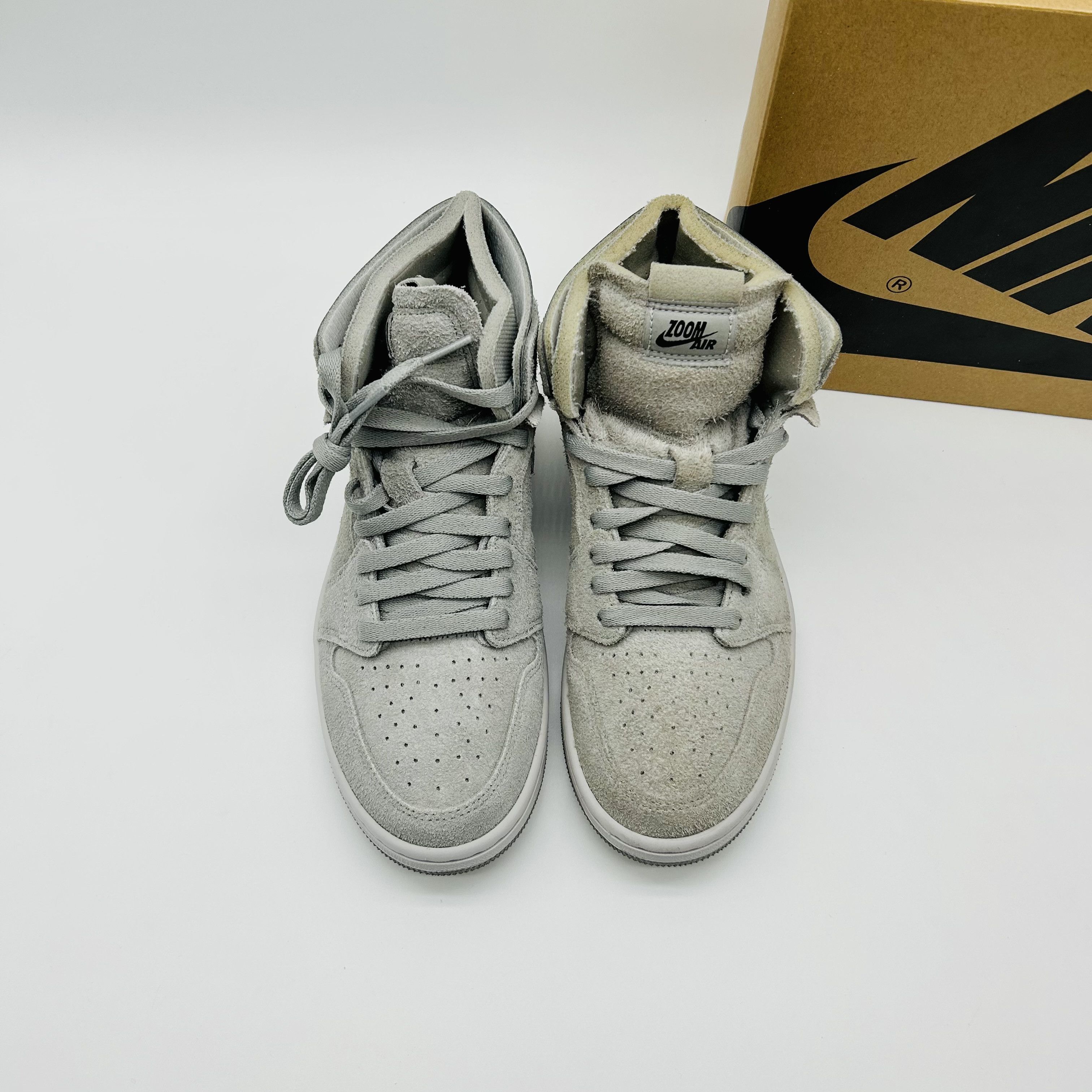 Jordan Brand Jordan 1 Zoom CMFT Metallic Silver (W) Size US 7.5 / IT 37.5 - 7 Thumbnail