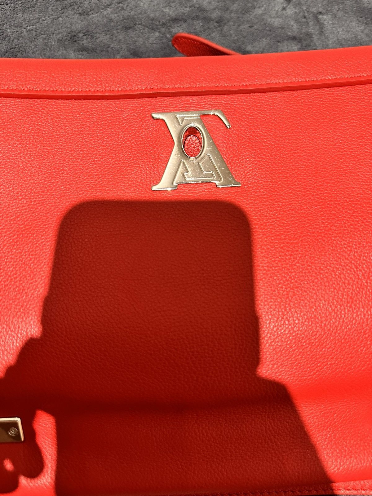 Louis Vuitton Louis Vuitton Red 2 Me Lock Size ONE SIZE - 8 Thumbnail