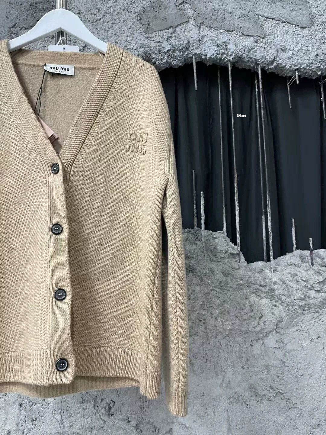 Miu Miu MiuMiu Camel Patch Letter Knit Wool Cardigan Size US M / EU 48-50 / 2 - 4 Thumbnail