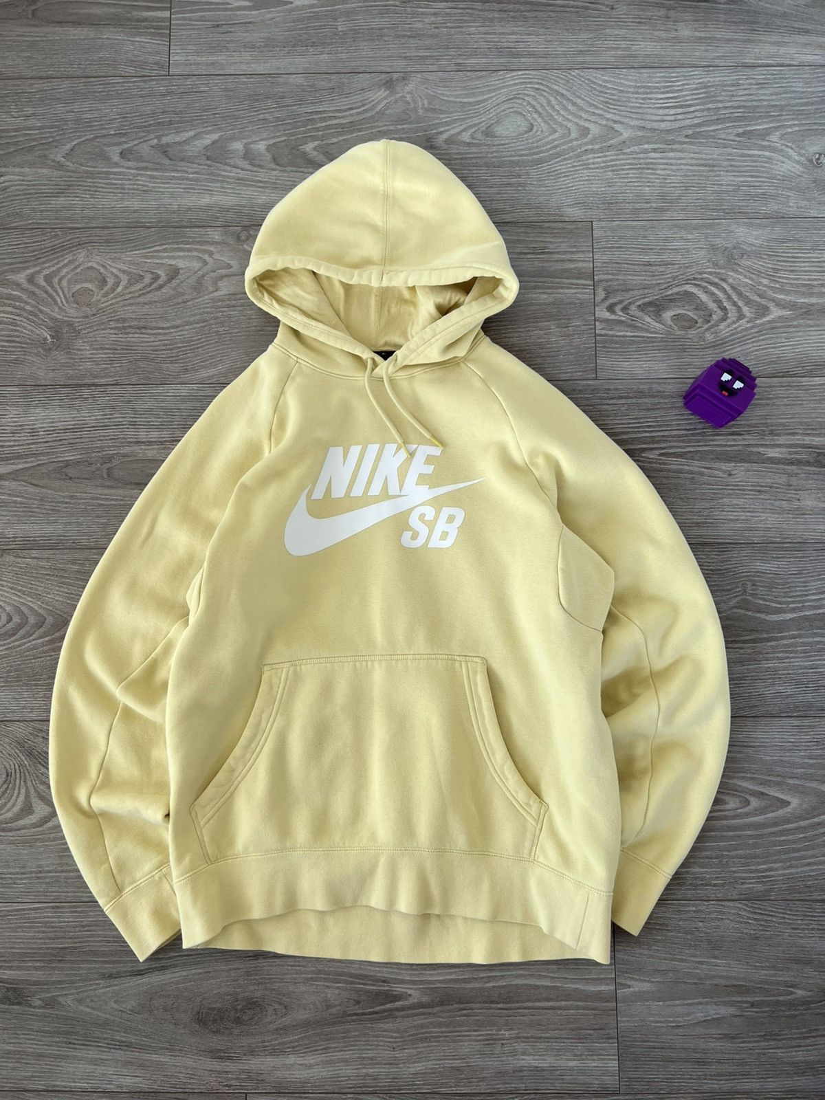 Nike SB Nike SB Professional Skate Style Big Logo Lemon Hoodie Size US M / EU 48-50 / 2 - 2 Thumbnail