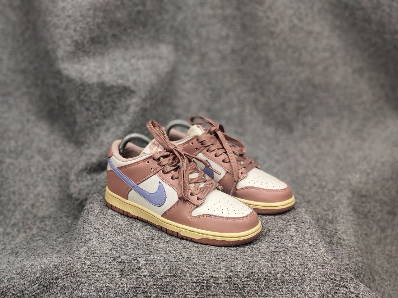 Nike Nike Dunk Low Pink Oxford Purple White Sneaker Vintage Style Size US 5.5 / IT 35.5 - 8 Thumbnail