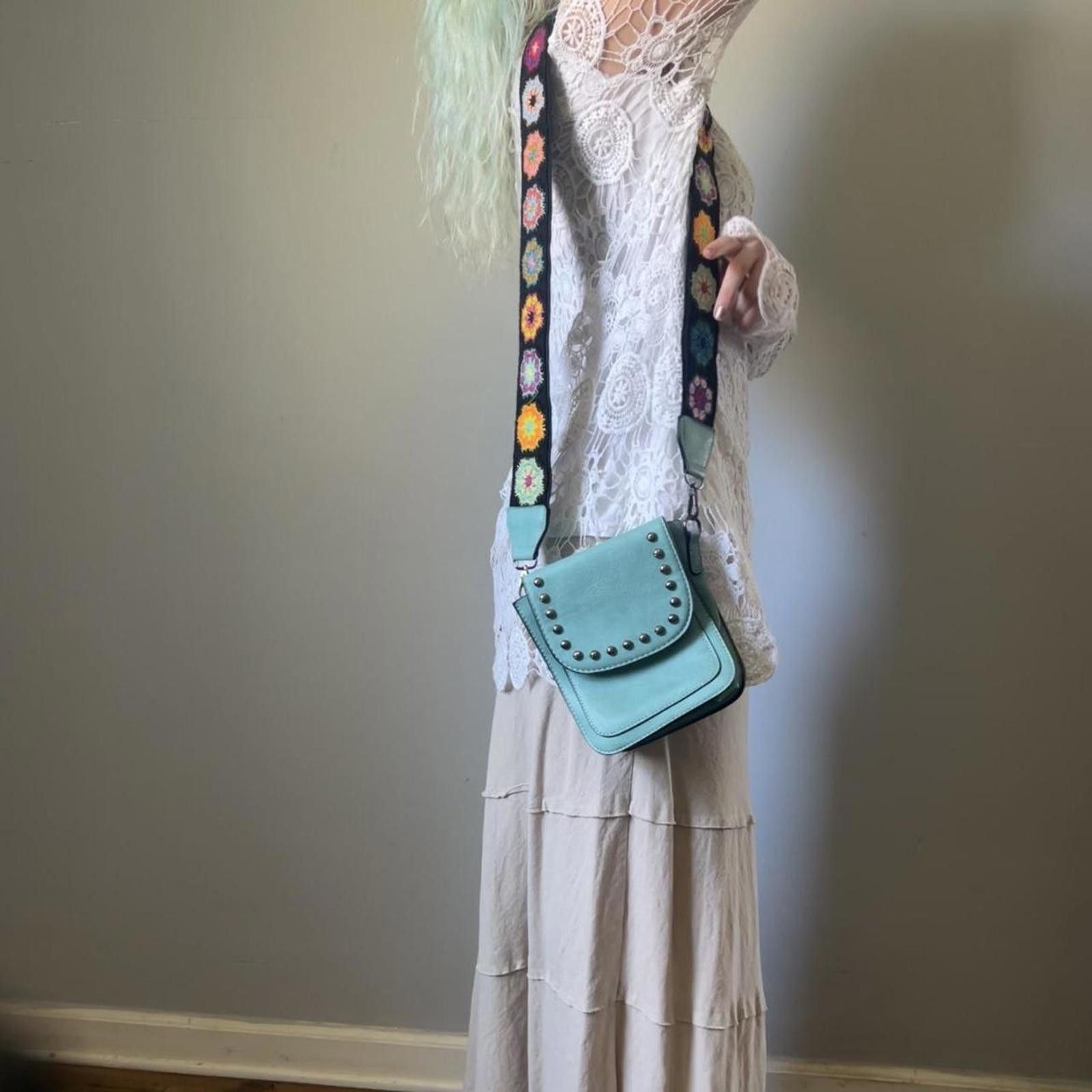 Other Studded turquoise crossbody bag with crochet floral strap Size ONE SIZE - 7 Thumbnail