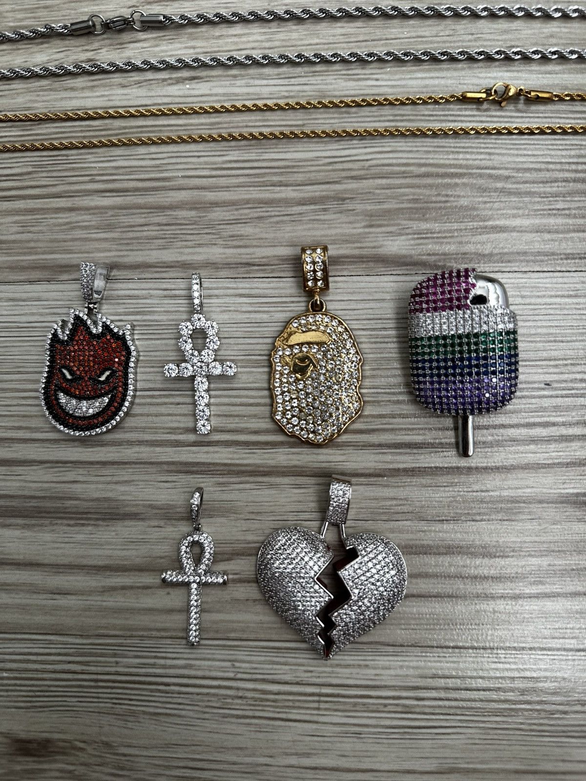 Other Worn once jewelry pendants bundle + rope chain for sale Size ONE SIZE - 1 Thumbnail