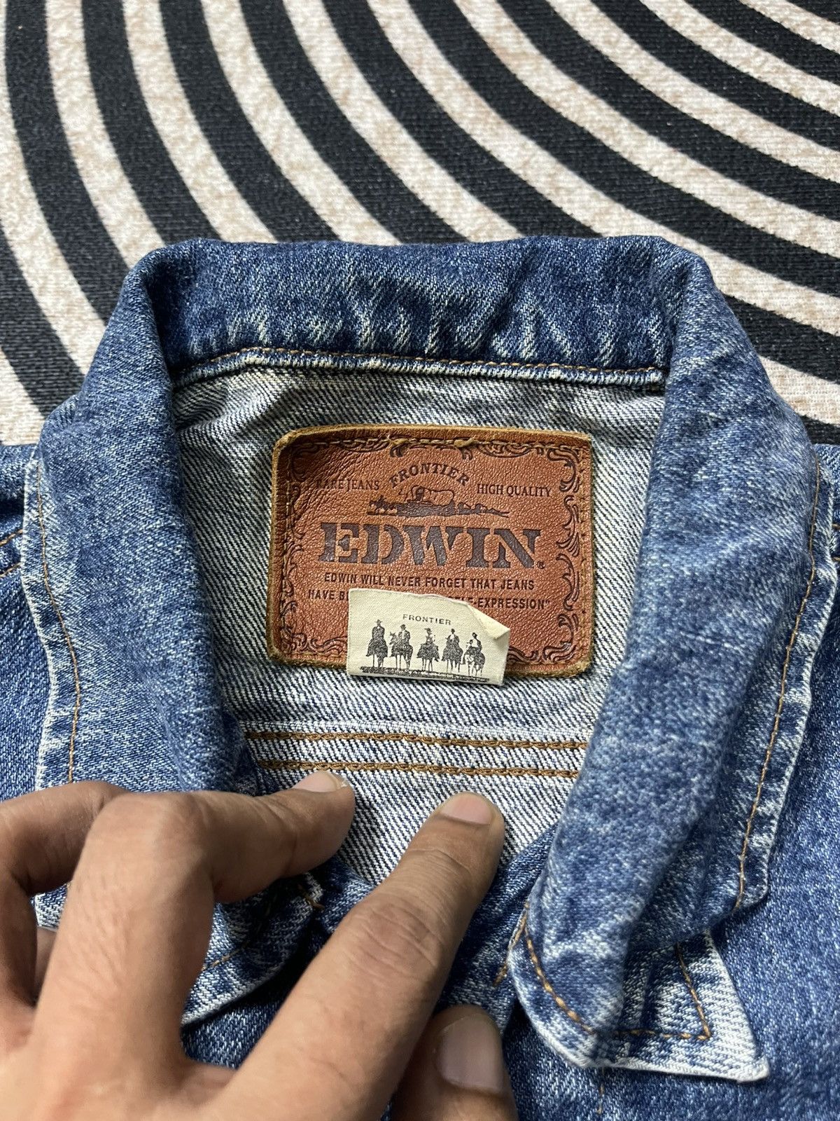 Edwin VINTAGE 90s EDWIN WESTERN DENIM JACKET Size US L / EU 52-54 / 3 - 11 Thumbnail