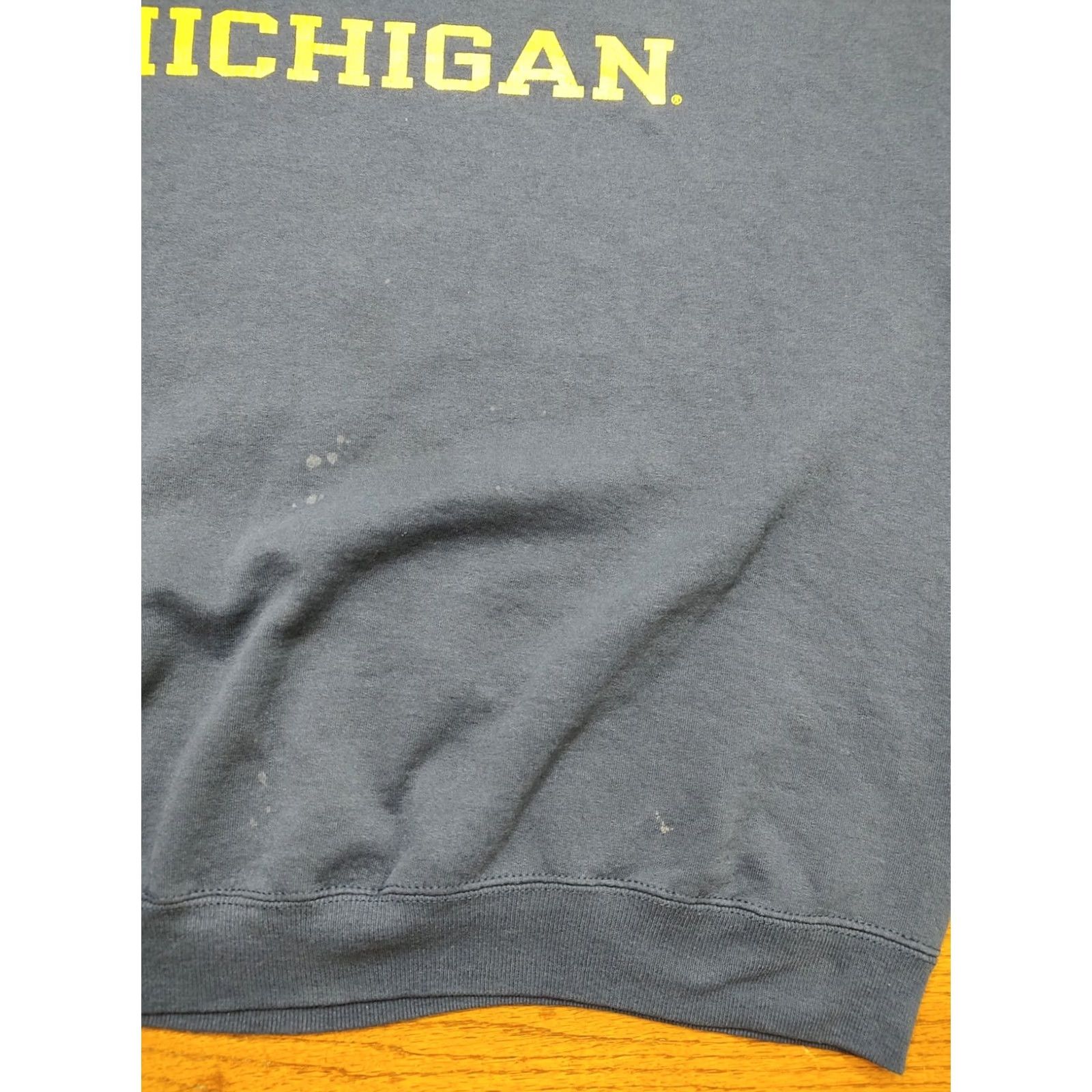 Champion VINTAGE Champion Michigan Wolverines Crewneck Sweatshirt Adult XL Blue Yellow Sweatshirt Logo 80s 90s Sports Mens Size US XL / EU 56 / 4 - 5 Thumbnail