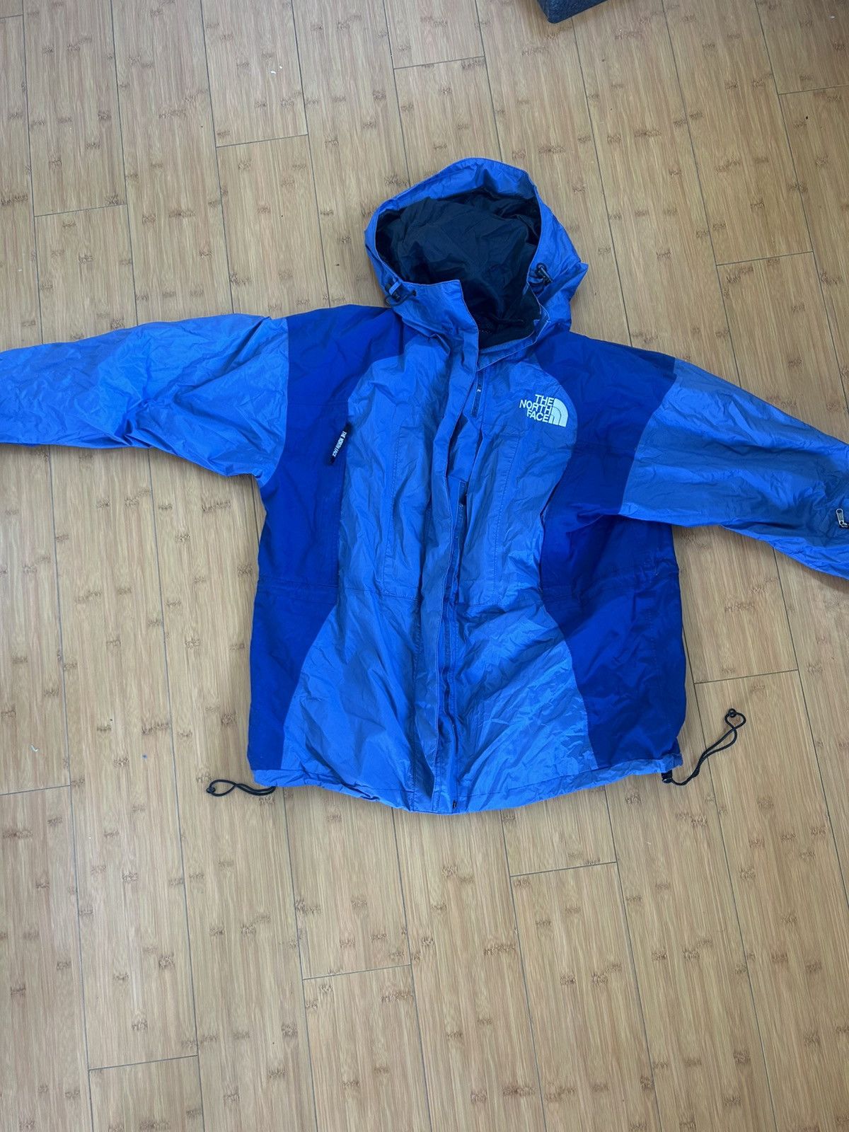 The North Face Vintage 90s North Face Rain Jacket Size US L / EU 52-54 / 3 - 1 Thumbnail