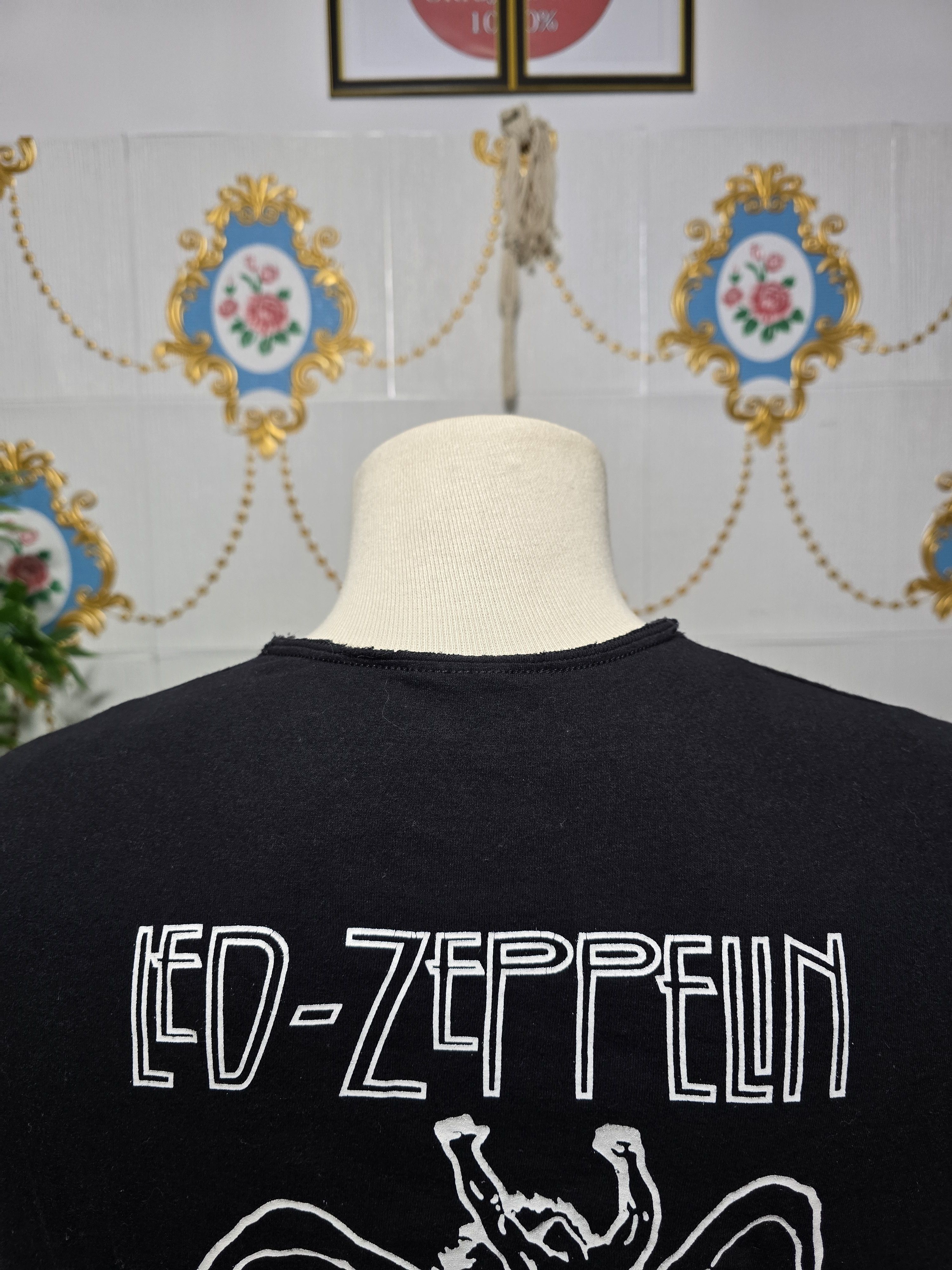 Band Tees Vintage Led Zeppelin Icarus Four Symbols T-Shirt Medium Size US M / EU 48-50 / 2 - 6 Thumbnail