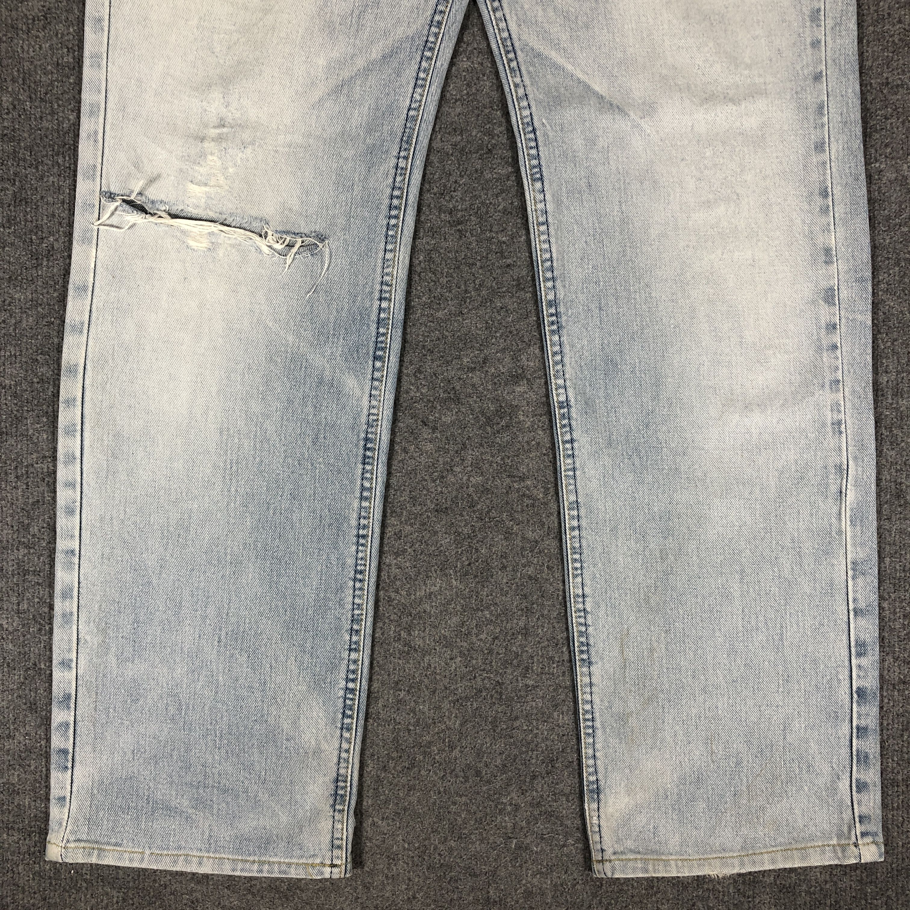 Lee × Vintage Vintage Lee Riders Light Wash Jeans L1226 Size US 29 - 3 Thumbnail