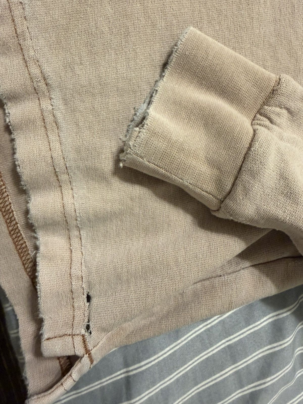 Kith Salmon Kith long sleeve Size US S / EU 44-46 / 1 - 3 Thumbnail