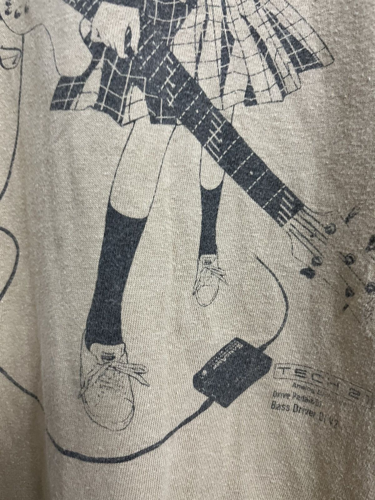 Anime 💥Brighton Guitar Japanese Anime T Shirts Size US L / EU 52-54 / 3 - 9 Thumbnail
