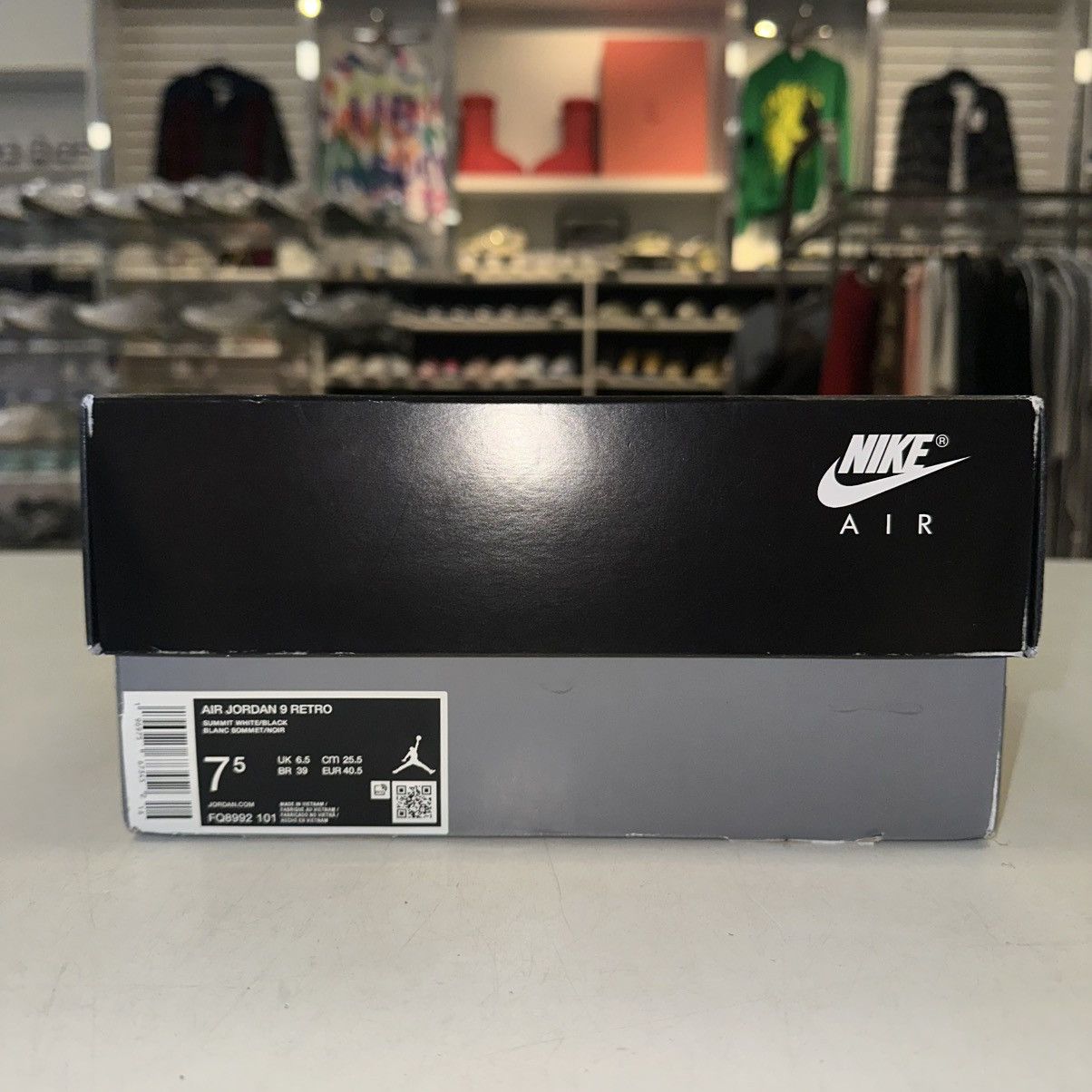 Jordan Brand Size 7.5 - Air Jordan 9 Retro 2024 Powder Blue - FQ8992-101 Size US 7.5 / EU 40-41 - 7 Thumbnail