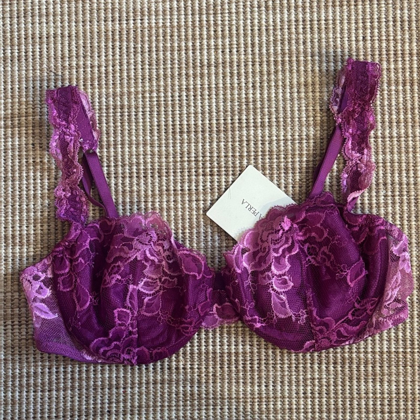 La Perla NWT La Perla Magenta Lace Bra 38B Size ONE SIZE - 1 Thumbnail