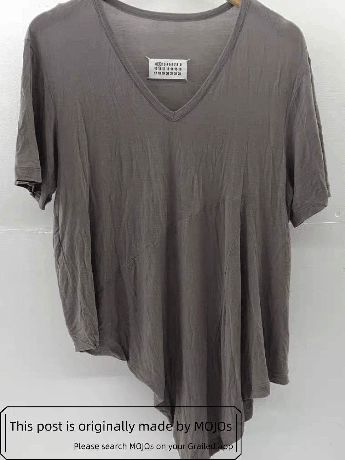 Maison Margiela Maison Margiela Unevenness V-neck Tee Size US XL / EU 56 / 4 - 1 Thumbnail