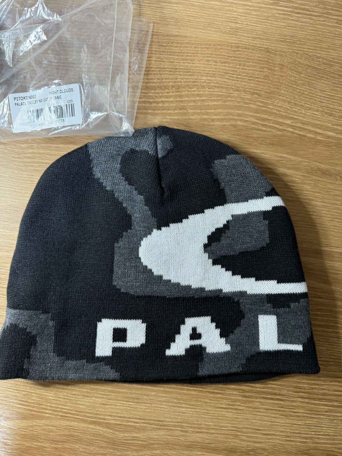 Oakley × Palace × Streetwear Palace Oakley Beanie Black Night