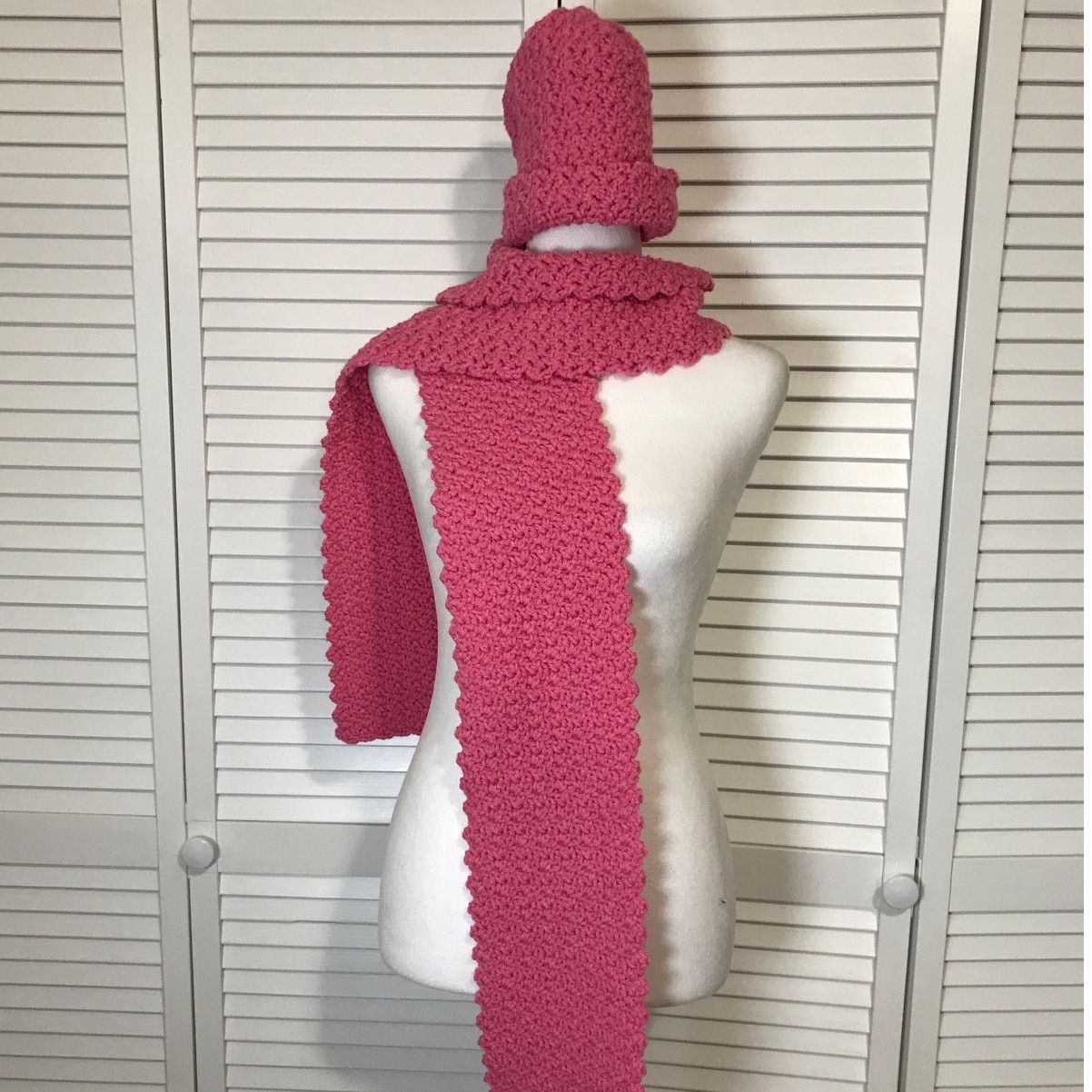Handmade NWT Handmade Crocheted Pink Textured Beanie Scarf 71” Size ONE SIZE - 4 Thumbnail