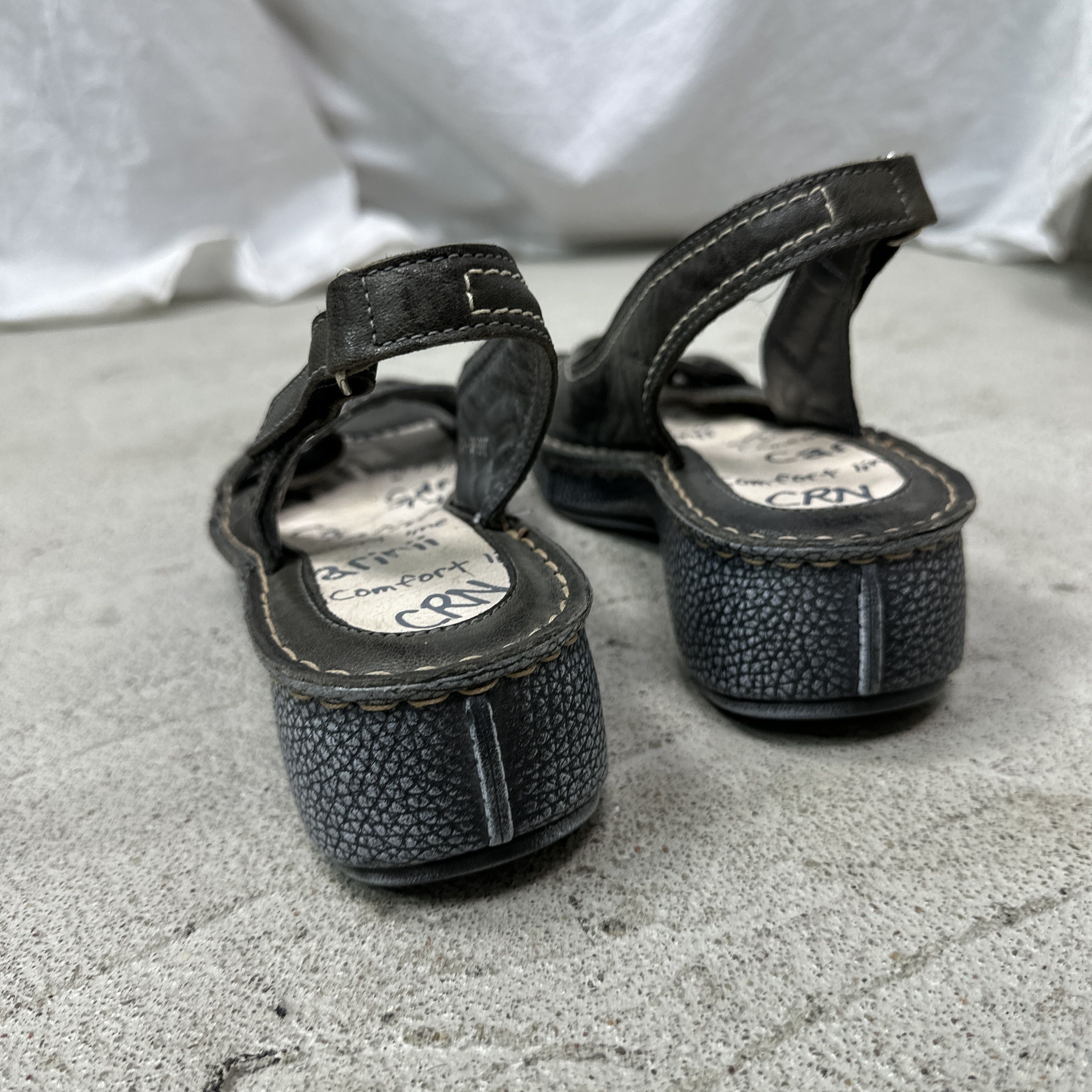 Vintage Vintage Avant Garde Grunge Leather Buckled Platform Y2K Size US 8 / IT 38 - 8 Thumbnail
