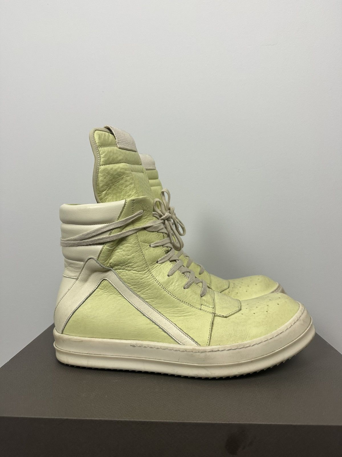 Rick Owens FW18 ‘SISYPHUS’ Lime Geobasket Sneakers Size US 10 / EU 43 - 10 Thumbnail