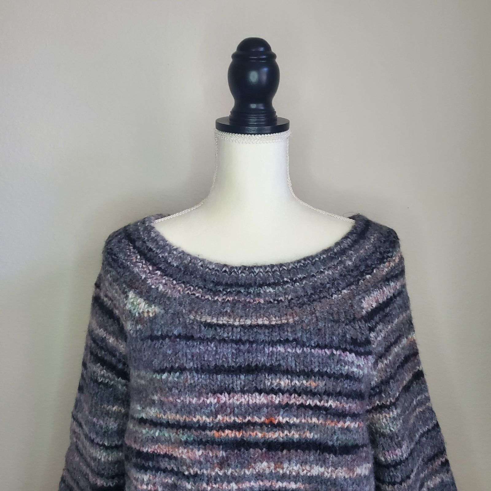 Express Express Gray Striped Sweater Small Petite Size S / US 4 / IT 40 - 5 Thumbnail