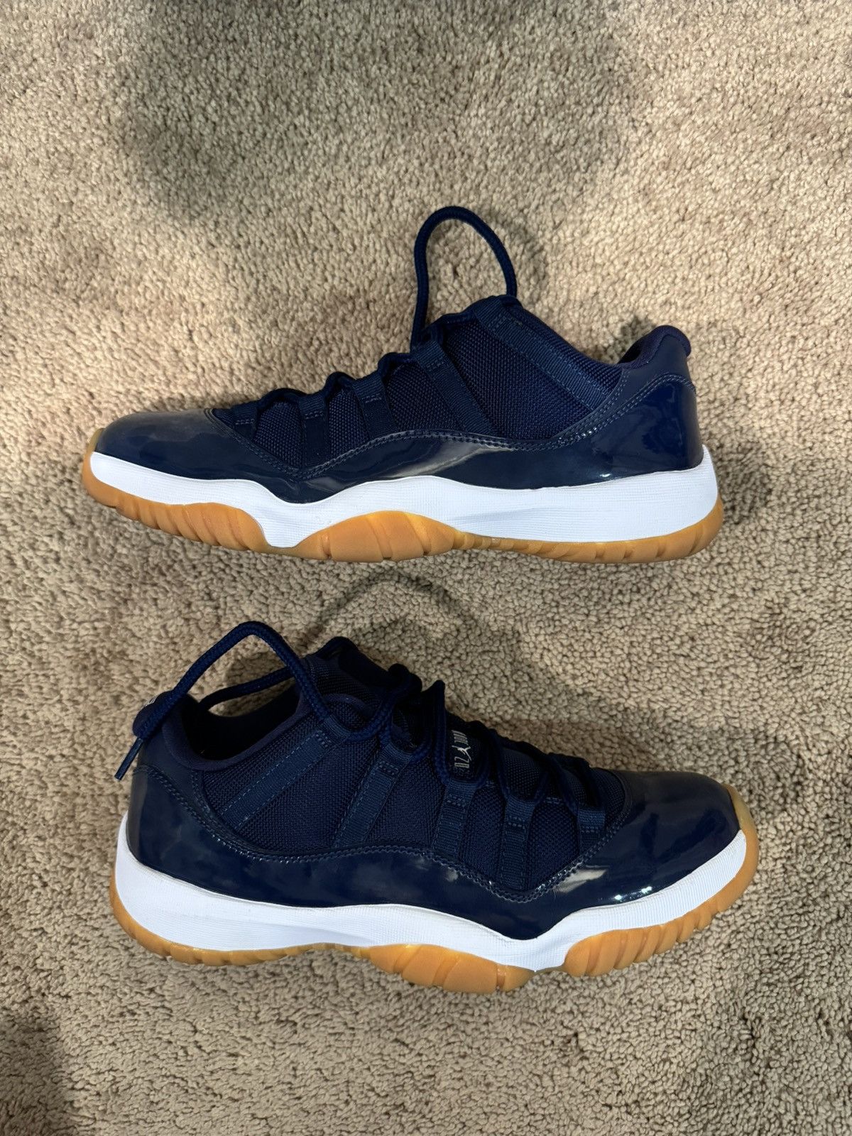 Jordan Brand Jordan 11 Low Navy Gum 2016 Size US 10 / EU 43 - 2 Thumbnail