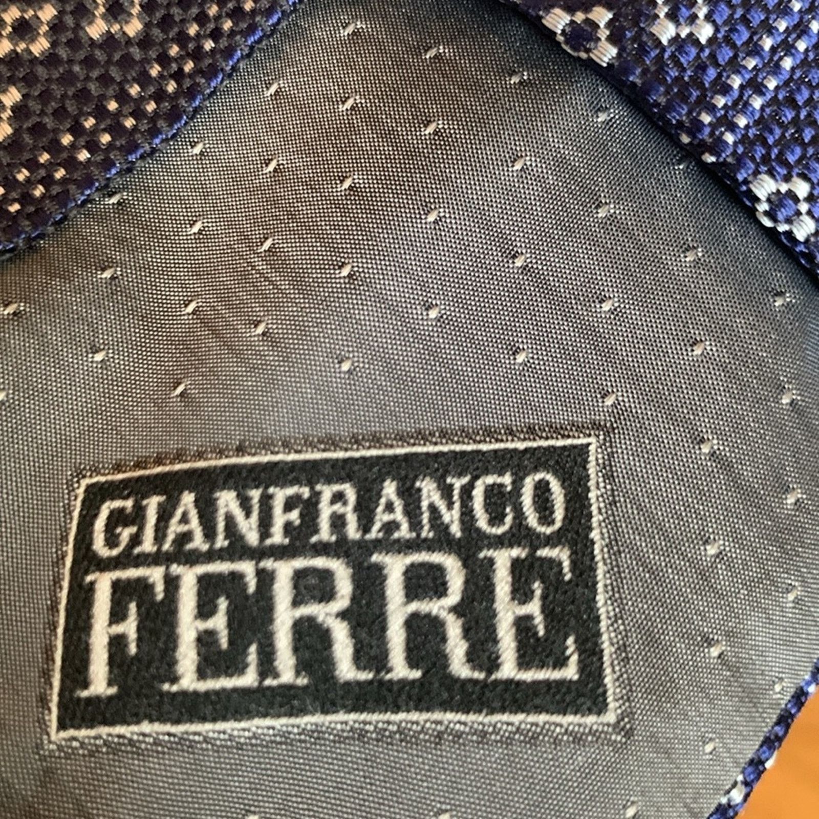 Gianfranco Ferre Gianfranco Ferre Italy 100% Italian navy blue silk necktie Size ONE SIZE - 6 Thumbnail