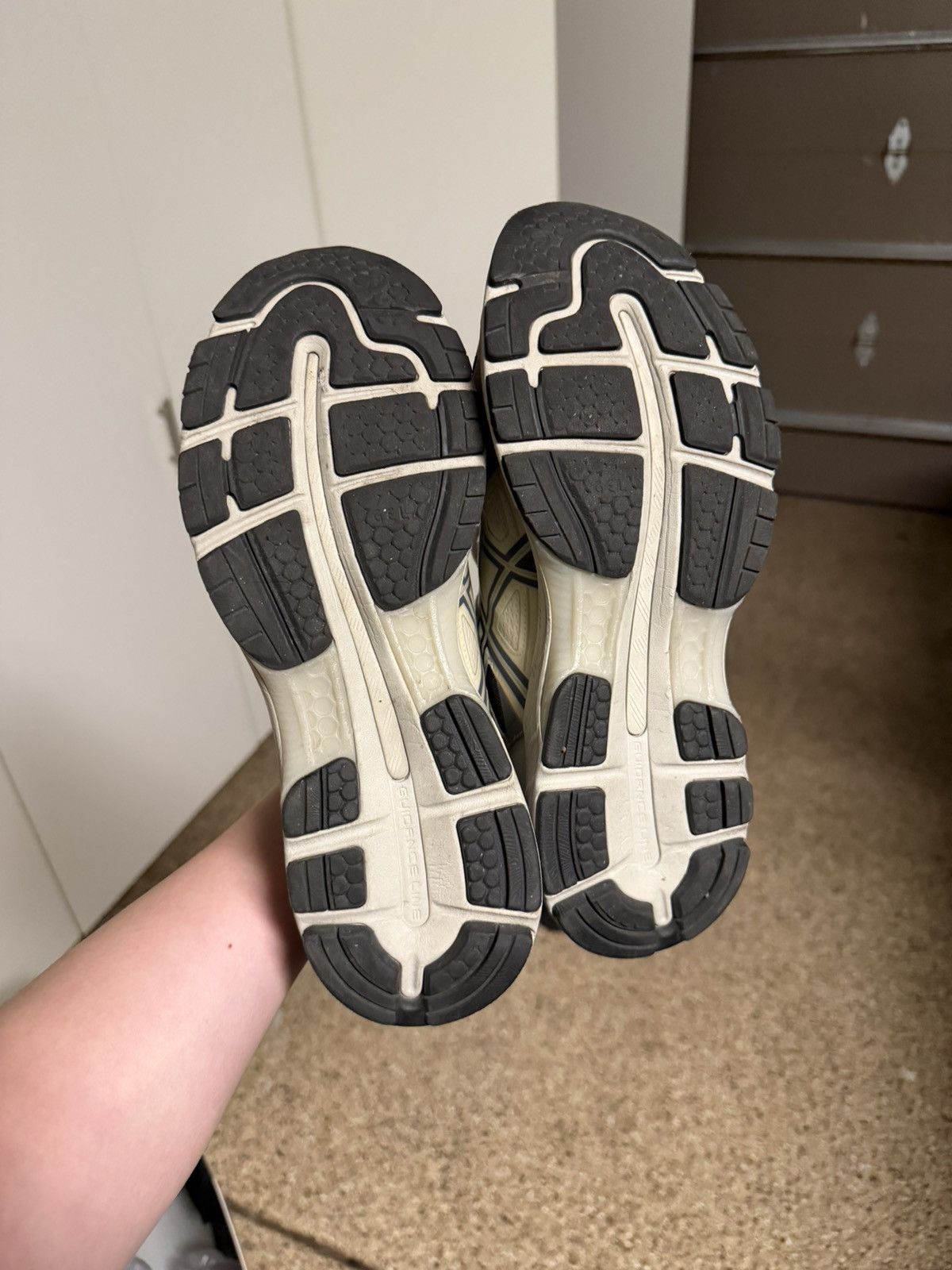 Asics × Kiko Kostadinov ASICS GEL-Burz 1 x Kiko Kostadinov Birch 2018 Size US 10 / EU 43 - 6 Thumbnail
