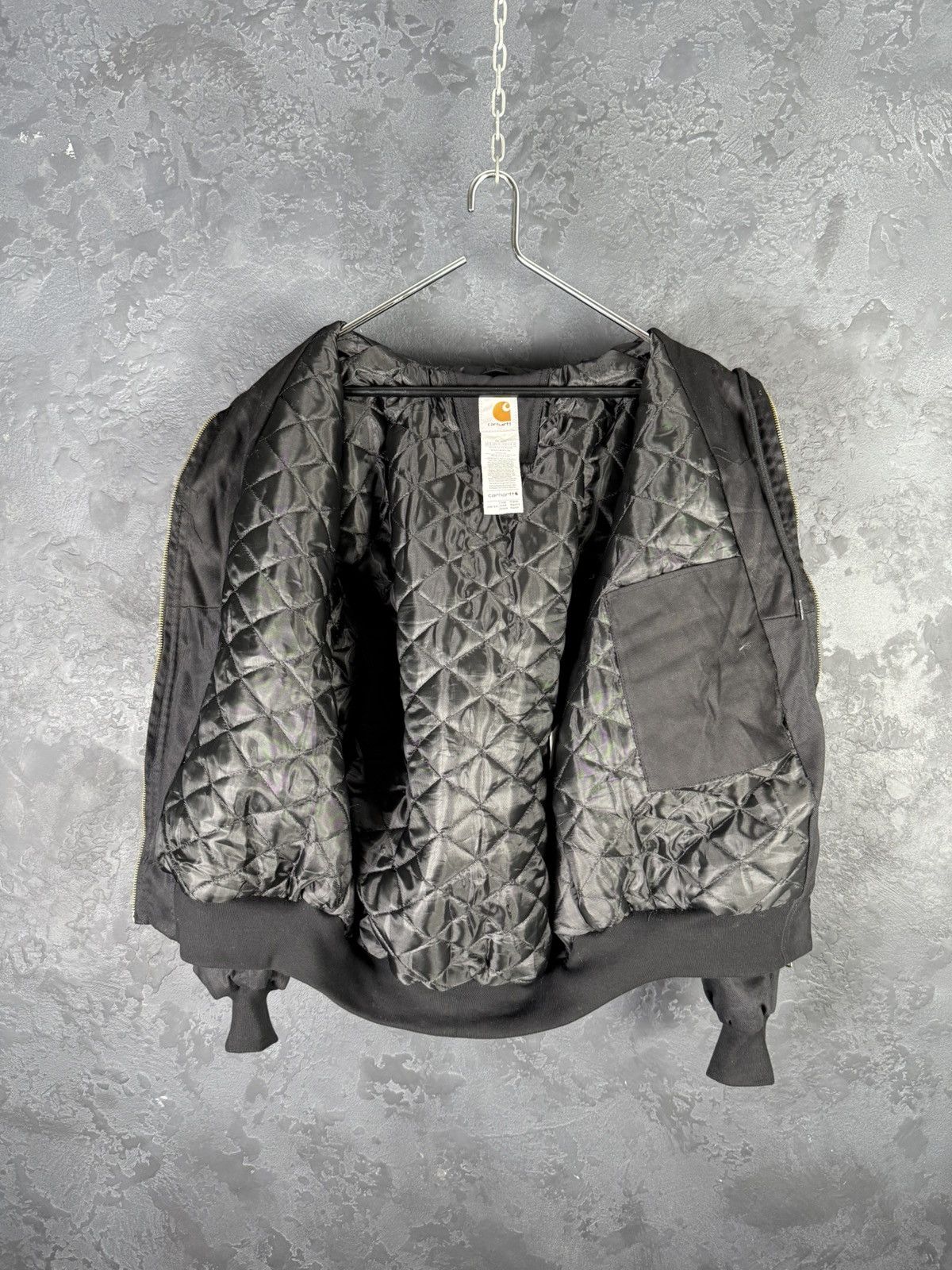 Carhartt CARHARTT Black Quilted Hooded Jacket Size Large MADE IN USA Size US L / EU 52-54 / 3 - 7 Thumbnail