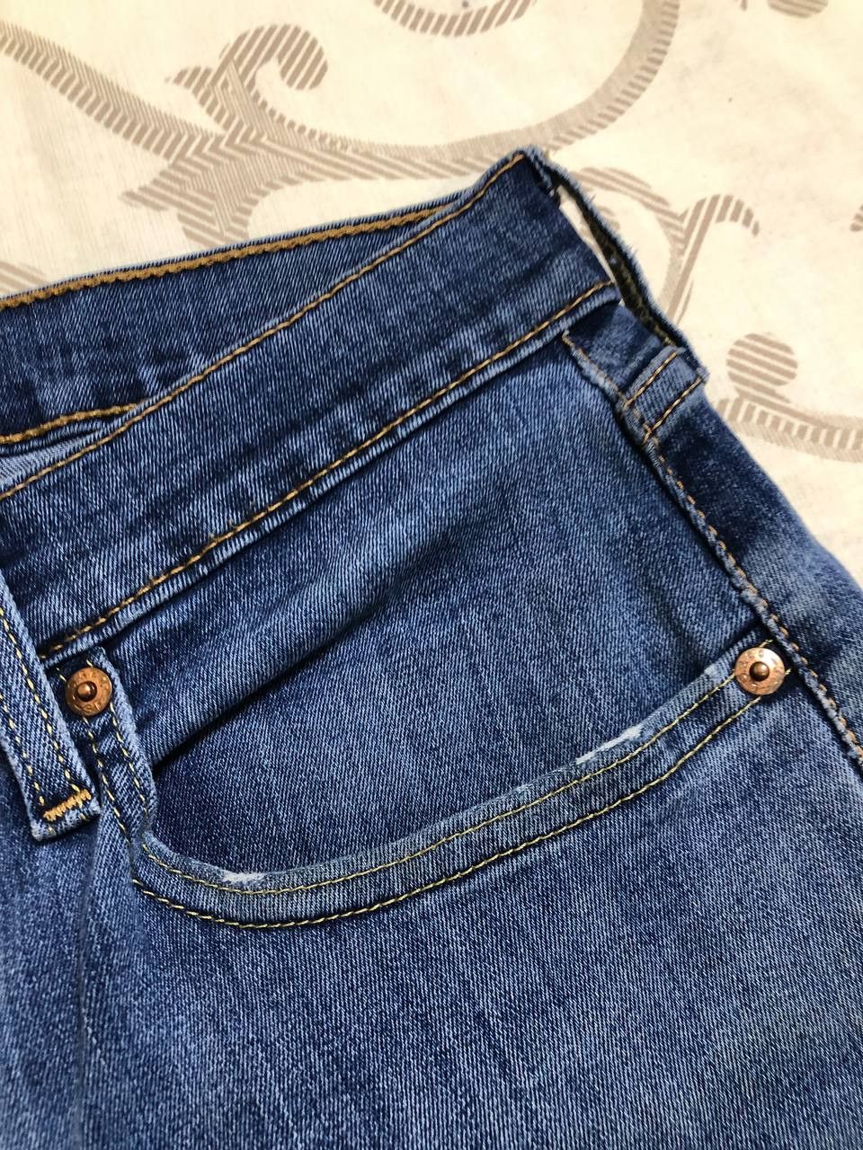 Levi's Levis Jeans 502 Slim Straight Leg Wash jeans Size US 31 - 14 Thumbnail