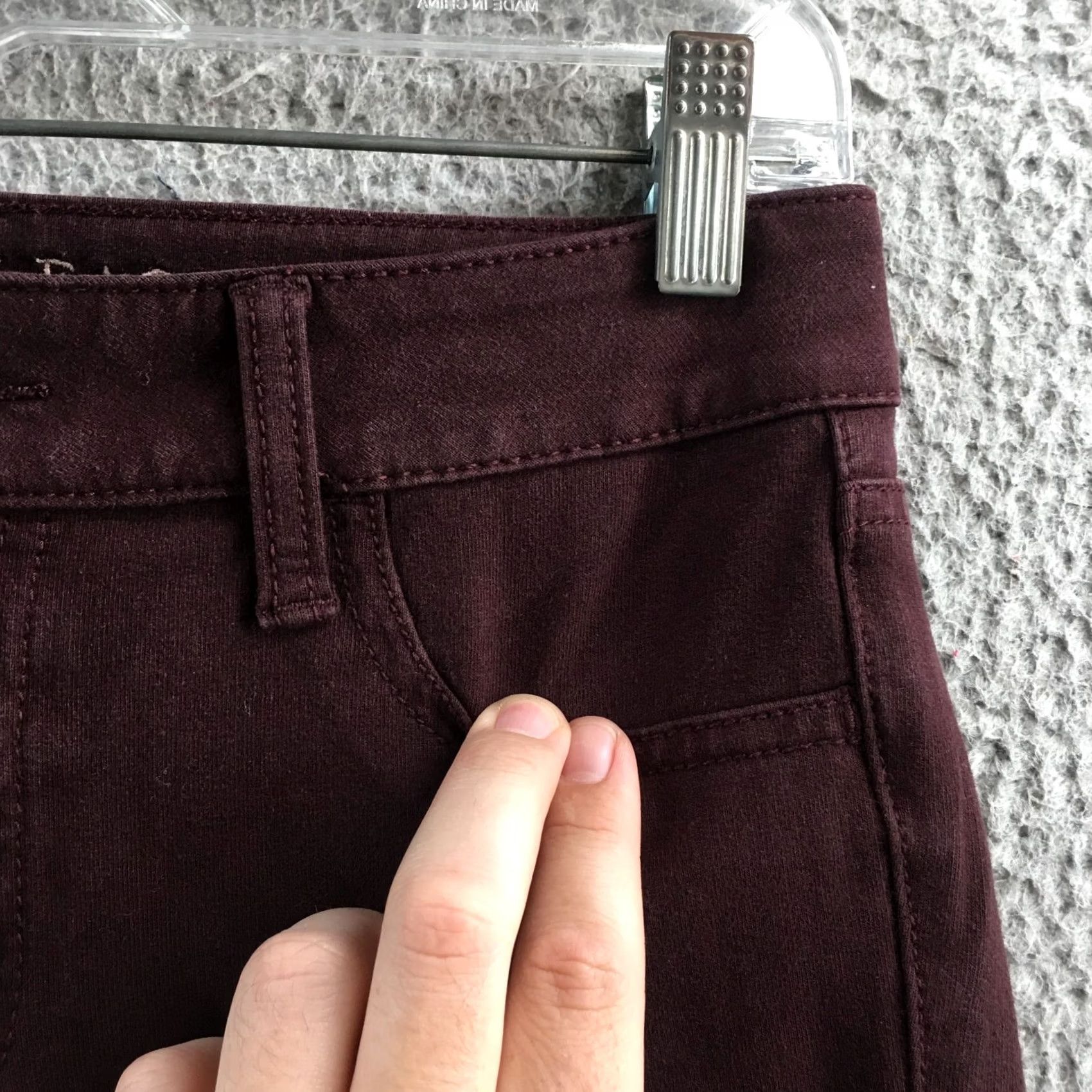 American Eagle Outfitters American Eagle Outfitters Jegging Pants Womens 4 Burgundy Cotton Blend Zip Fly Skinny Pants Boys Womens? Size 27" / US 4 / IT 40 - 7 Thumbnail