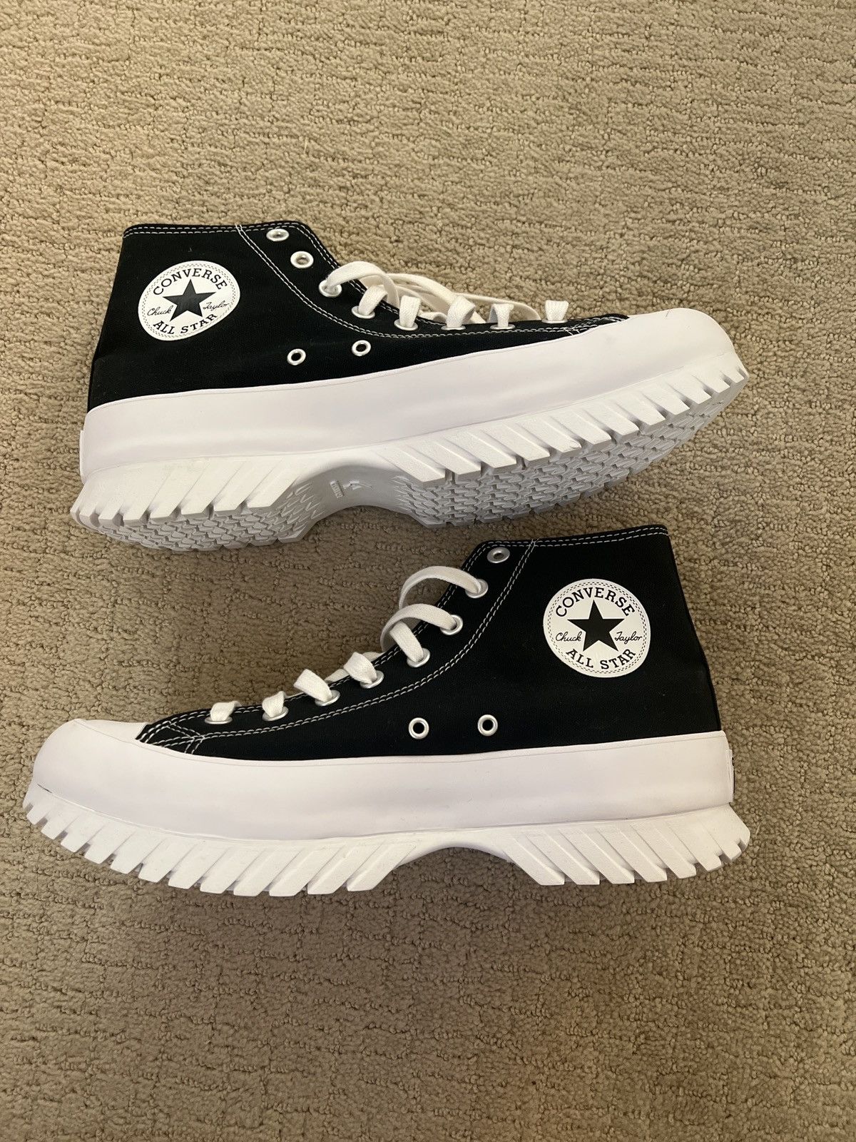 Converse Converse Lugged 2.0 High Top Size US 11 / EU 44 - 2 Thumbnail