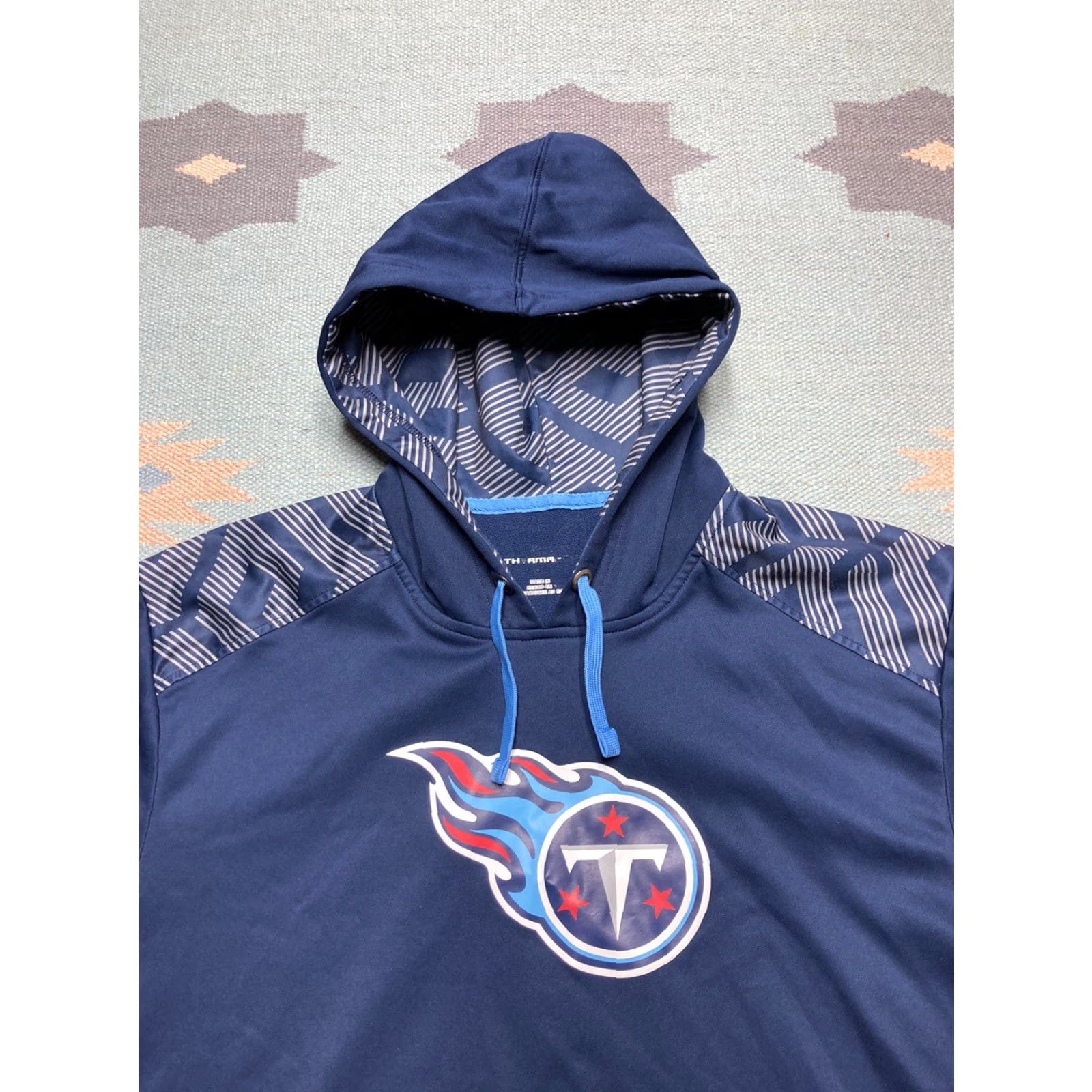 NFL VINTAGE Tennessee Titans Therma Base Hoodie Pullover NFL Football Men’s XL Navy Blue Size US XL / EU 56 / 4 - 2 Thumbnail