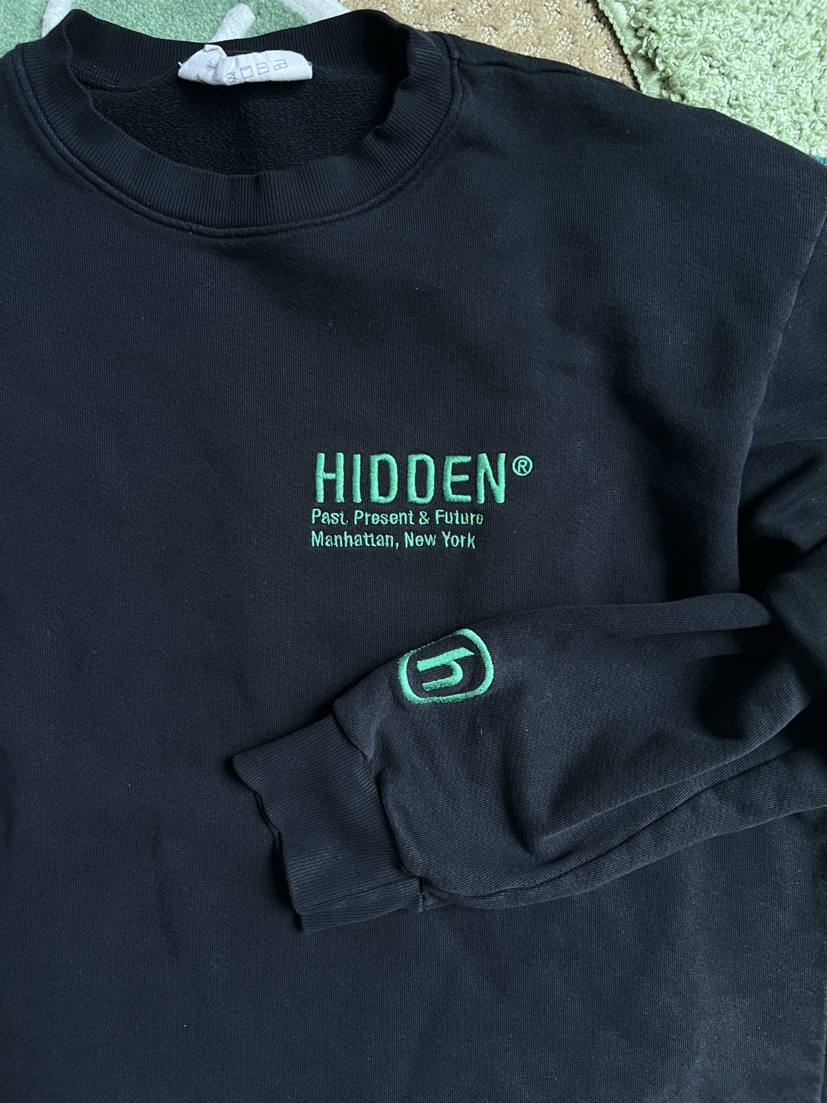 HIDDEN HIDDEN NY black crewneck sweatshirt Size US L / EU 52-54 / 3 - 2 Thumbnail