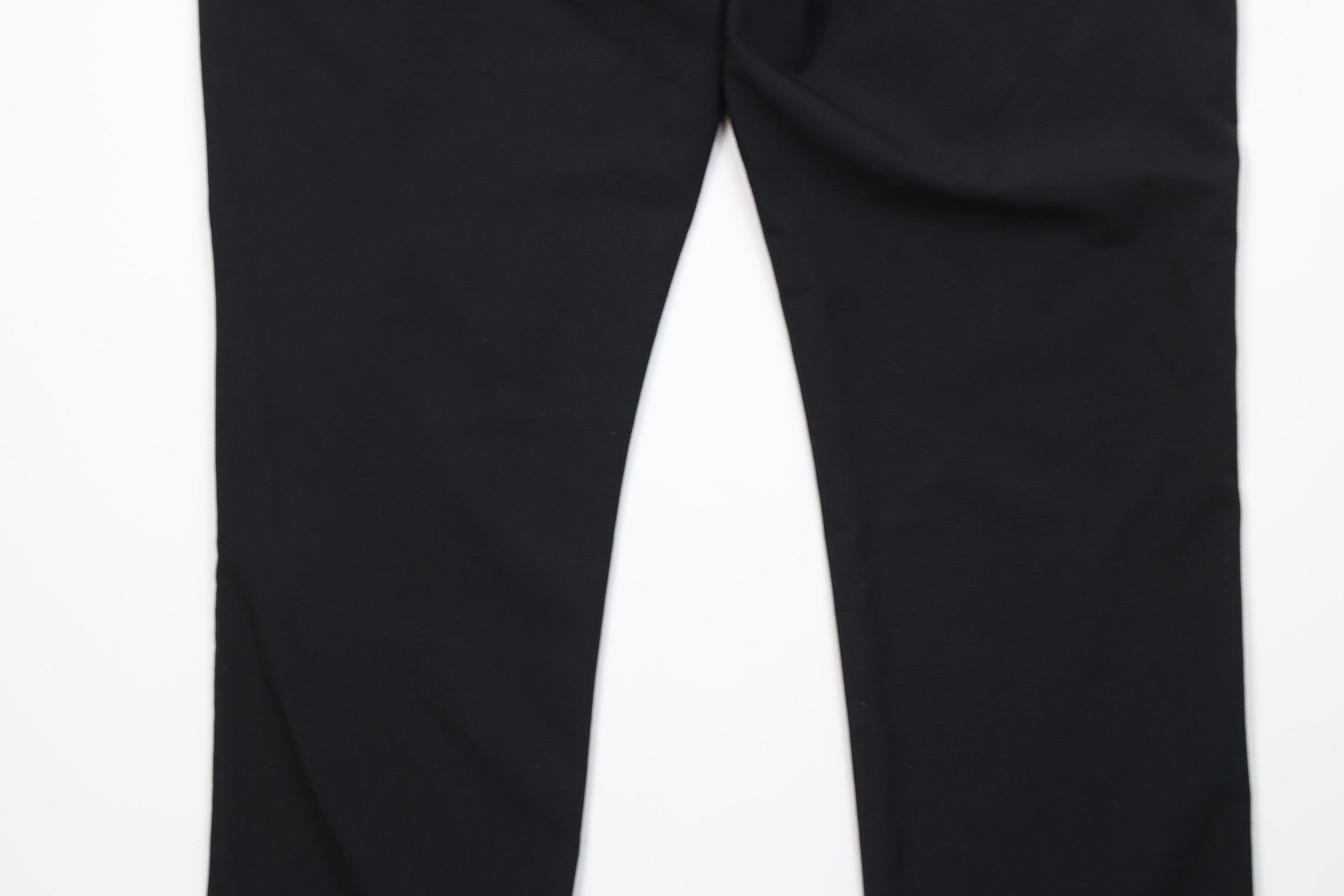 TravisMathew Travis Mathew Tech Knit Stretch Skinny Leg Golf Pants Size US 30 / EU 46 - 10 Thumbnail