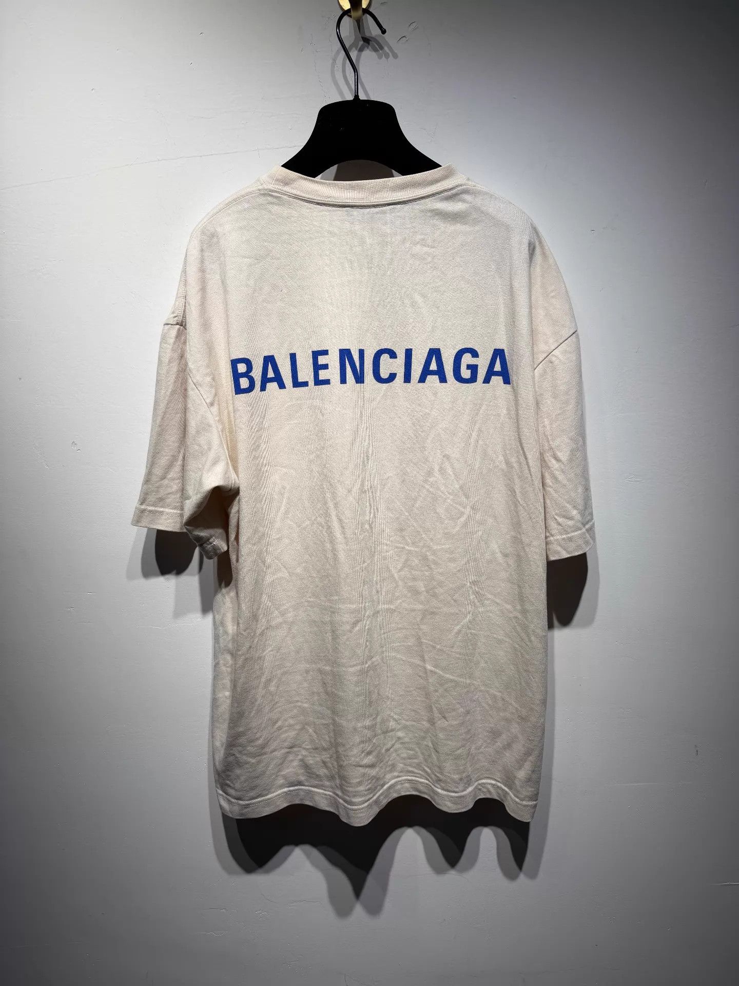 Balenciaga Balenciaga off-white oversized logo short-sleeve tee m XS Size US XS / EU 42 / 0 - 2 Thumbnail