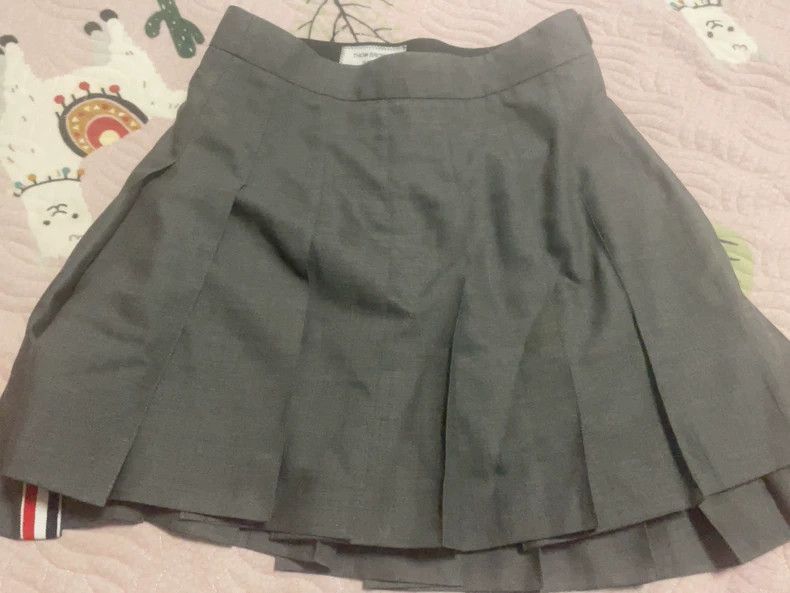 Thom Browne Thombrowne Gray Pleated Skirt Size 38 - dmc Size US 38 / EU 54 - 1 Thumbnail
