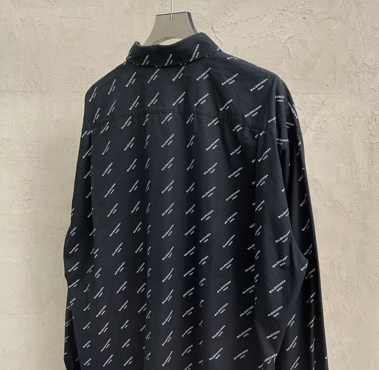 Balenciaga Balenciaga Long Sleeve Shirt in Black with Full Logo shirt Size US M / EU 48-50 / 2 - 4 Thumbnail
