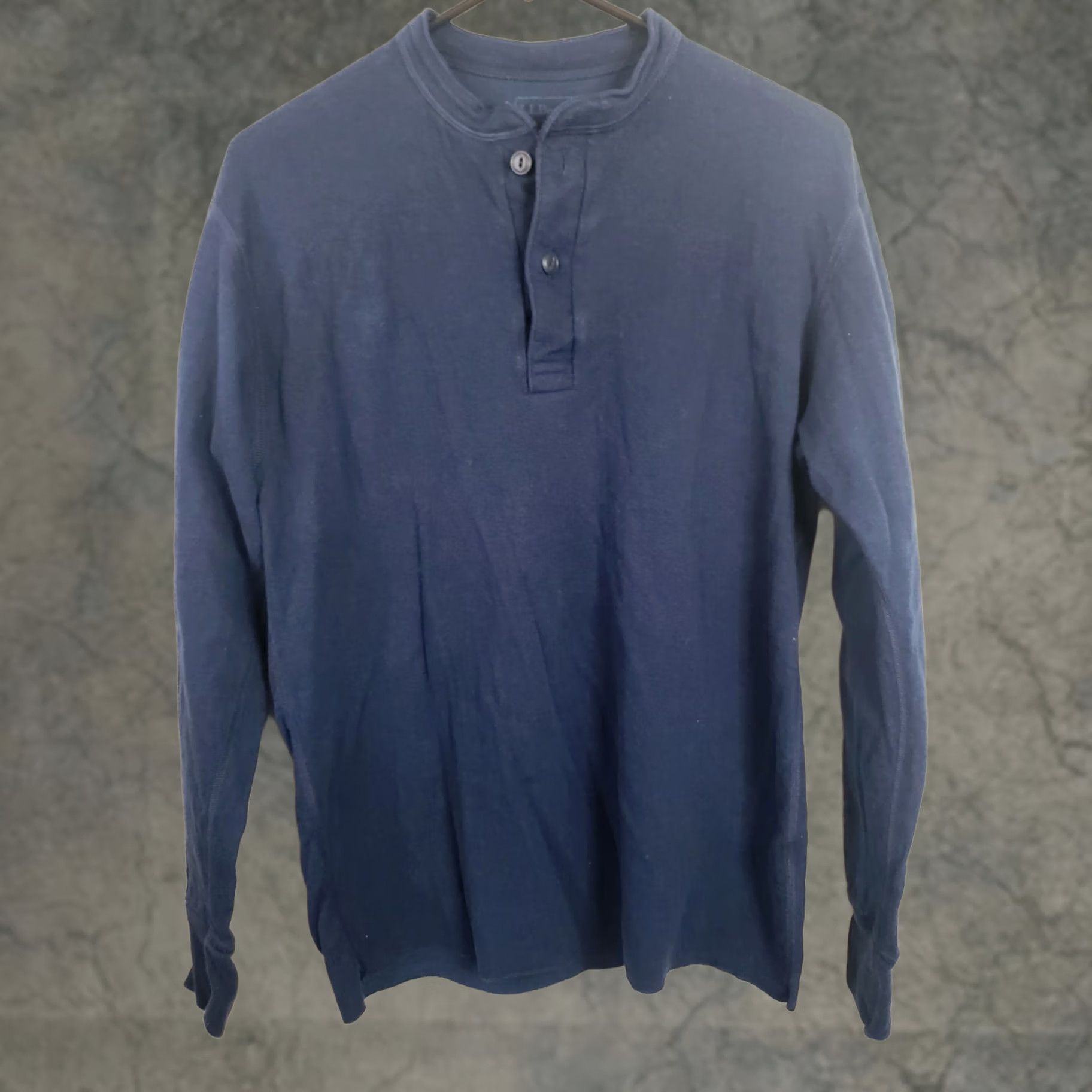Vintage L.L. Bean T-Shirt Men's M Reg. Blue Long Sleeve Henley Traditional Fit Shirt Mens Blue Logo Outdoor Sports Casual Modern Mountain 2010s Size US M / EU 48-50 / 2 - 1 Thumbnail
