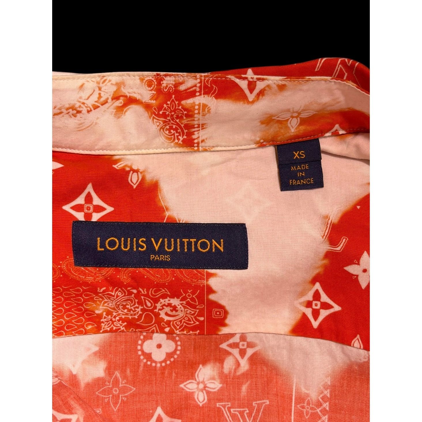 Louis Vuitton Authentic Louis Vuitton 2022 Red Monogram Button Down Shirt Size US XS / EU 42 / 0 - 7 Thumbnail