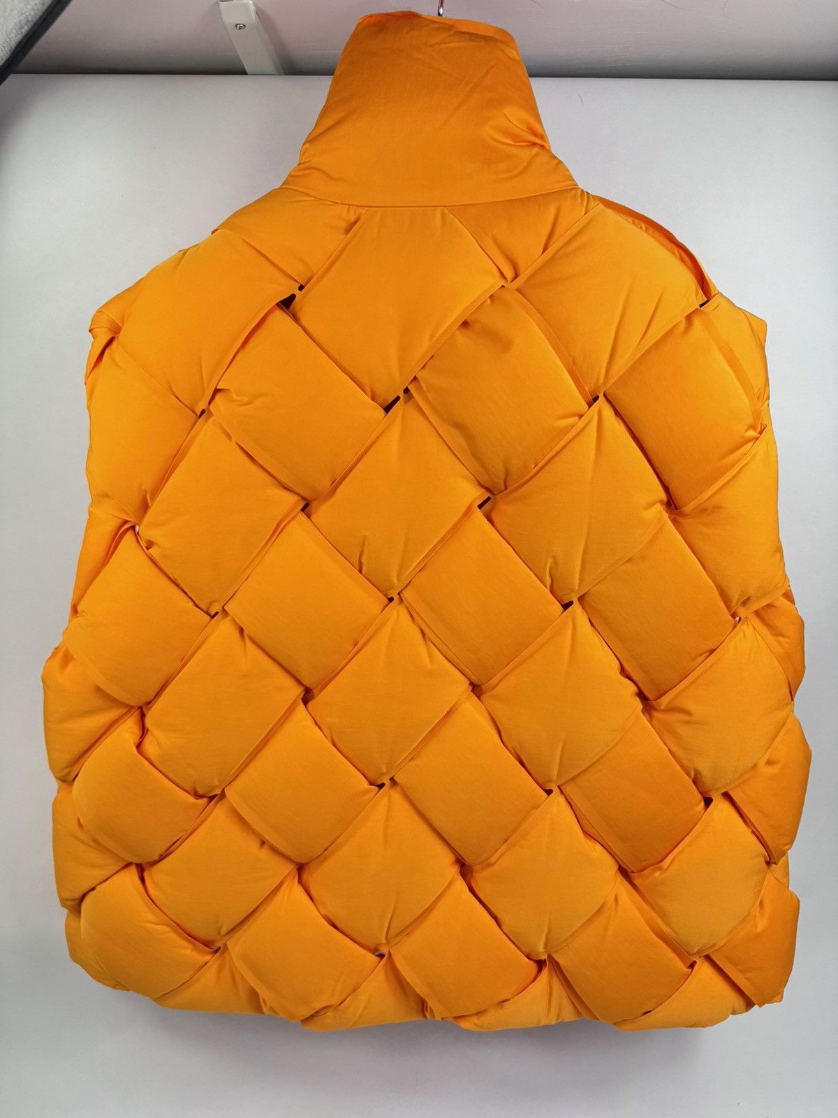 Bottega Veneta BOTTEGA VENETA TANGERINE INTRECCIATO TECH NYLON VEST GILET Size US XL / EU 56 / 4 - 3 Thumbnail